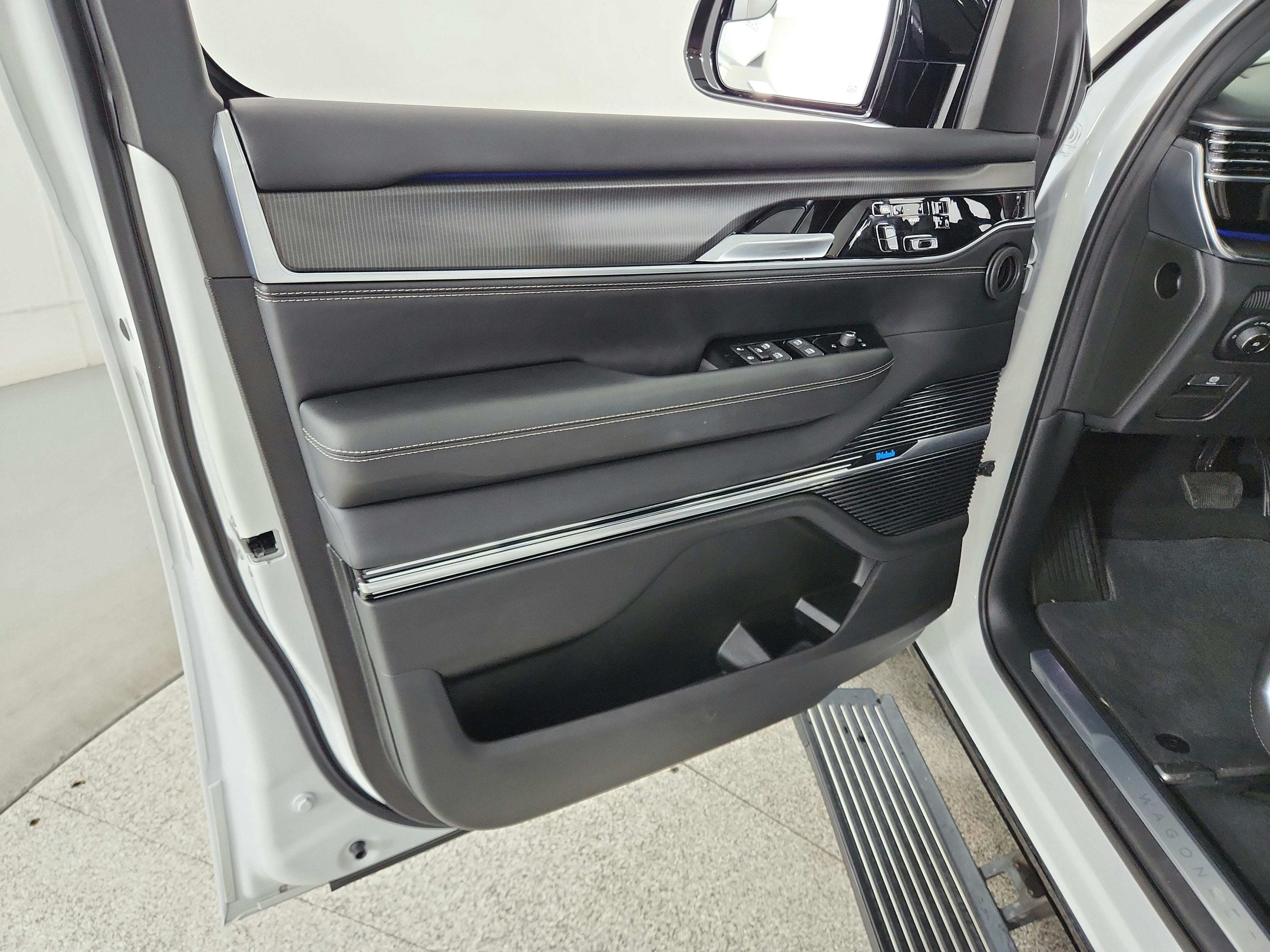 2025 Jeep Grand Wagoneer Series II 4x4
