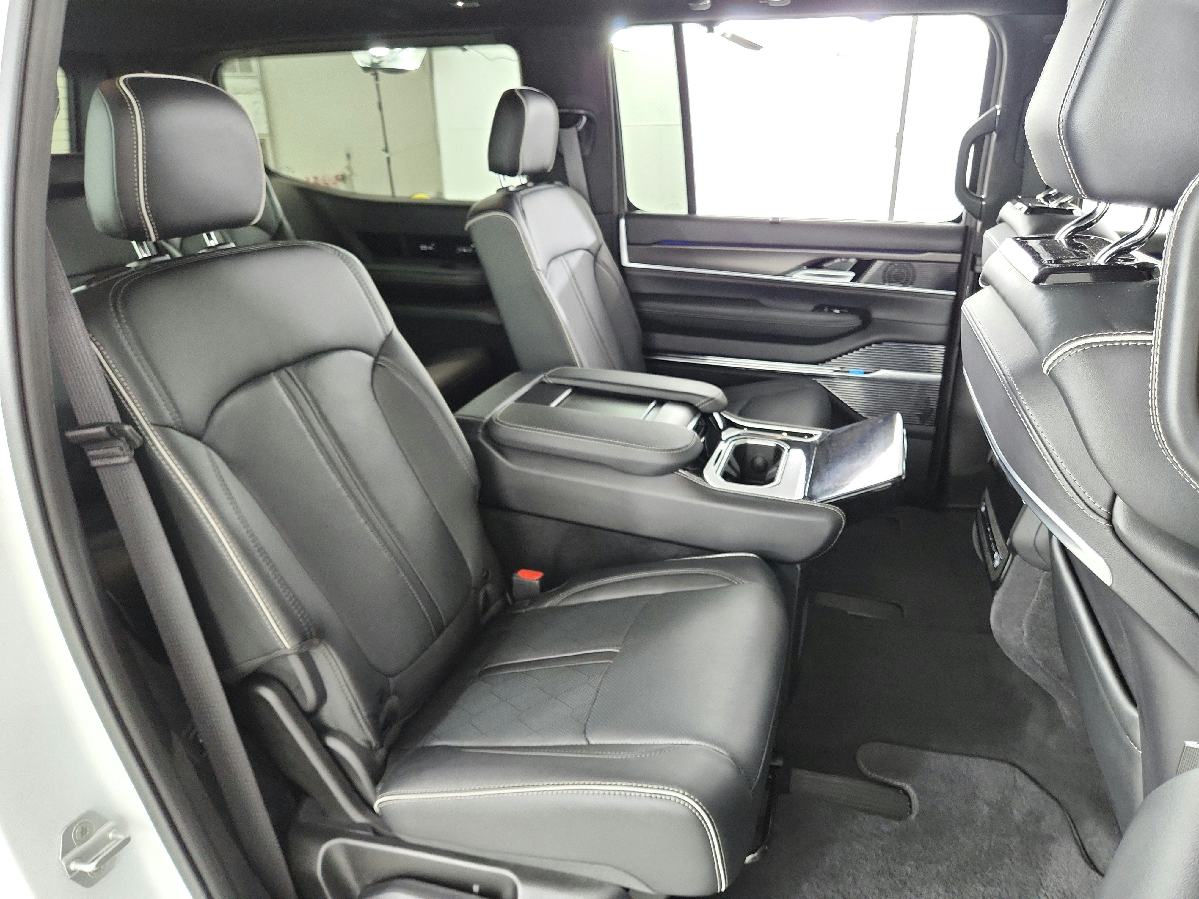 2025 Jeep Grand Wagoneer Series II 4x4