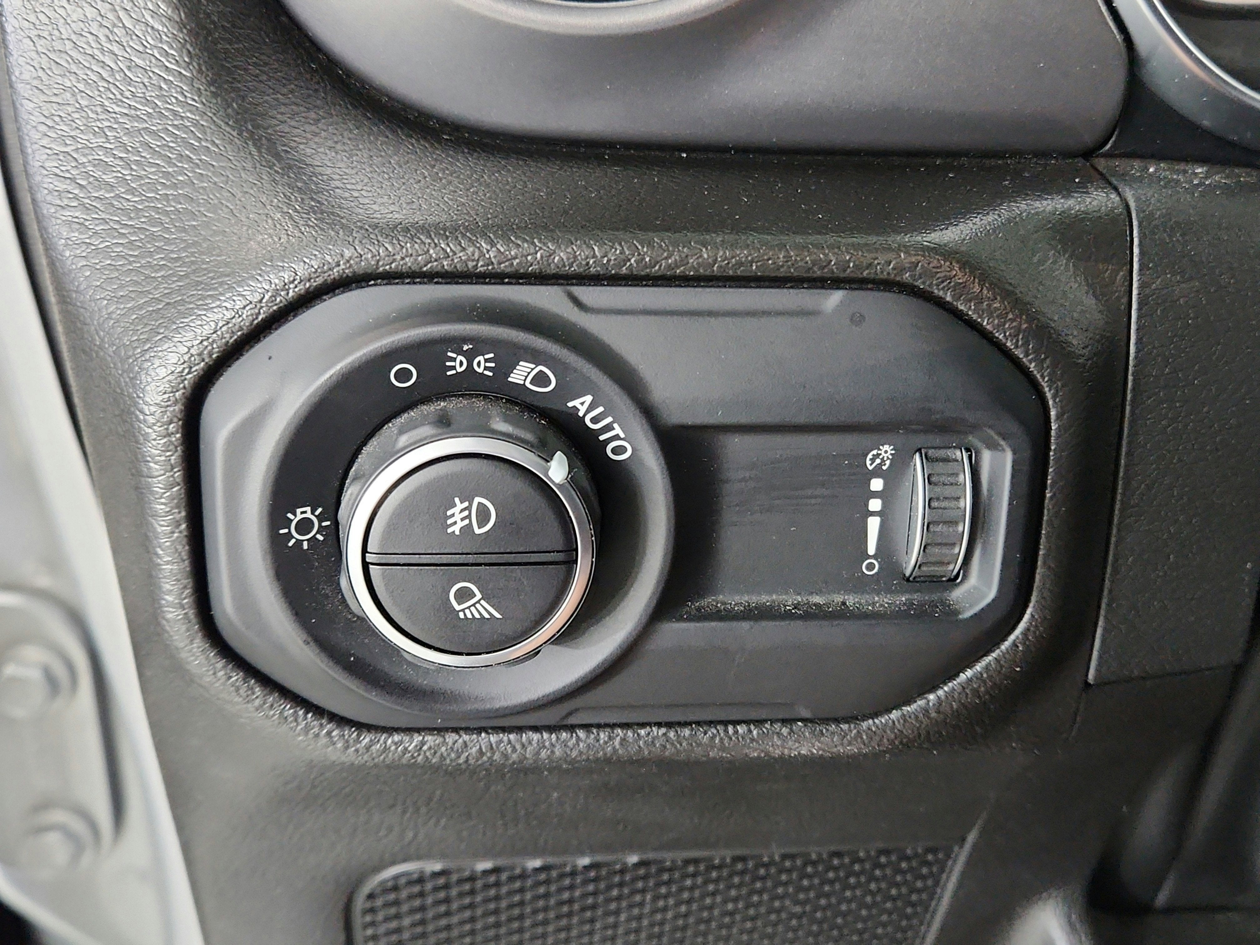 2023 Jeep Gladiator Sport S 4x4
