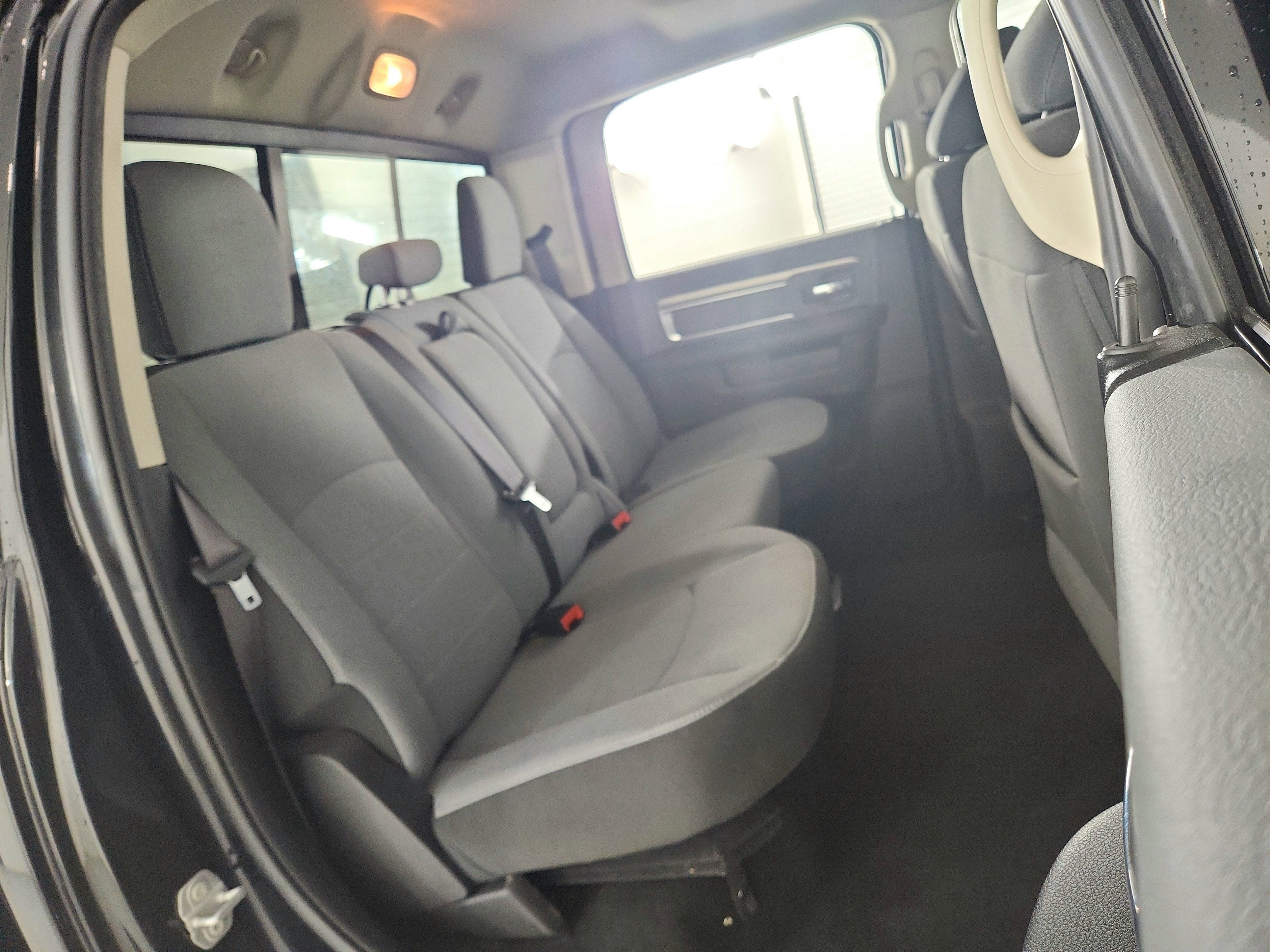 2023 RAM 1500 Classic SLT Crew Cab 4x4 5'7' Box