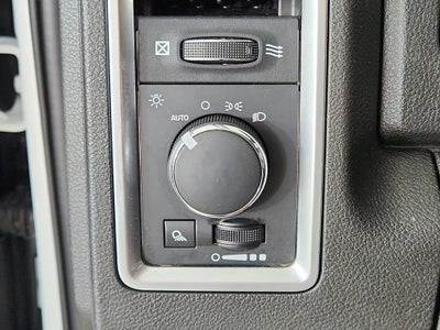 2023 RAM 1500 Classic SLT Crew Cab 4x4 5'7' Box