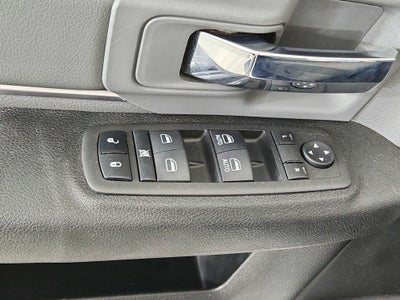 2023 RAM 1500 Classic SLT Crew Cab 4x4 5'7' Box