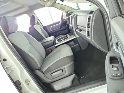 2023 RAM 1500 Classic SLT Crew Cab 4x4 5'7' Box