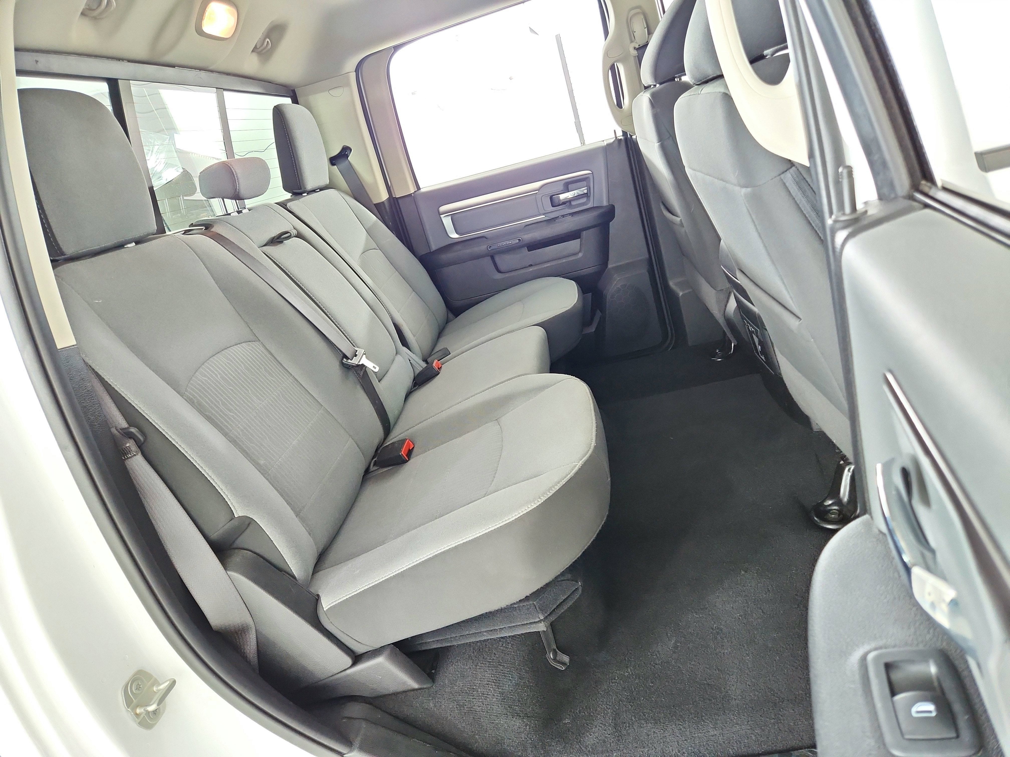 2023 RAM 1500 Classic SLT Crew Cab 4x4 5'7' Box