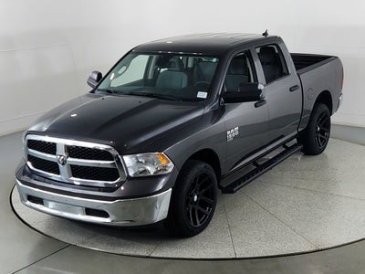 2023 RAM 1500 Classic SLT Crew Cab 4x4 5'7' Box