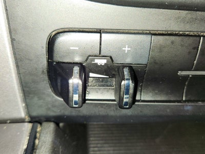 2023 RAM 1500 Classic SLT Crew Cab 4x4 5'7' Box