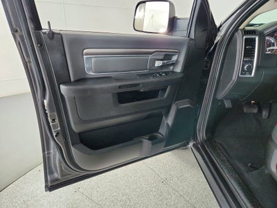 2023 RAM 1500 Classic SLT Crew Cab 4x4 5'7' Box