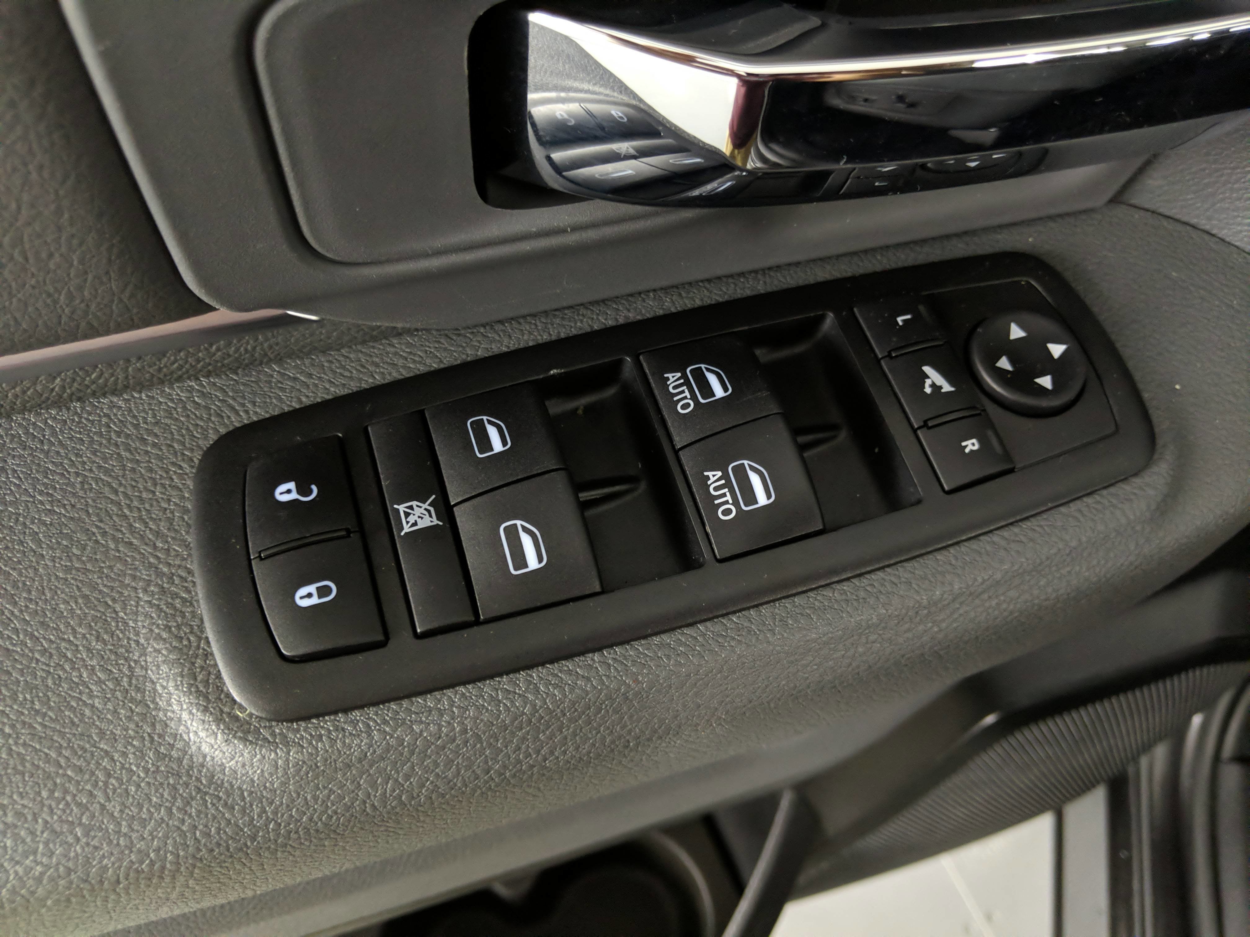 2019 RAM 1500 Classic Big Horn Crew Cab 4x4 5'7' Box