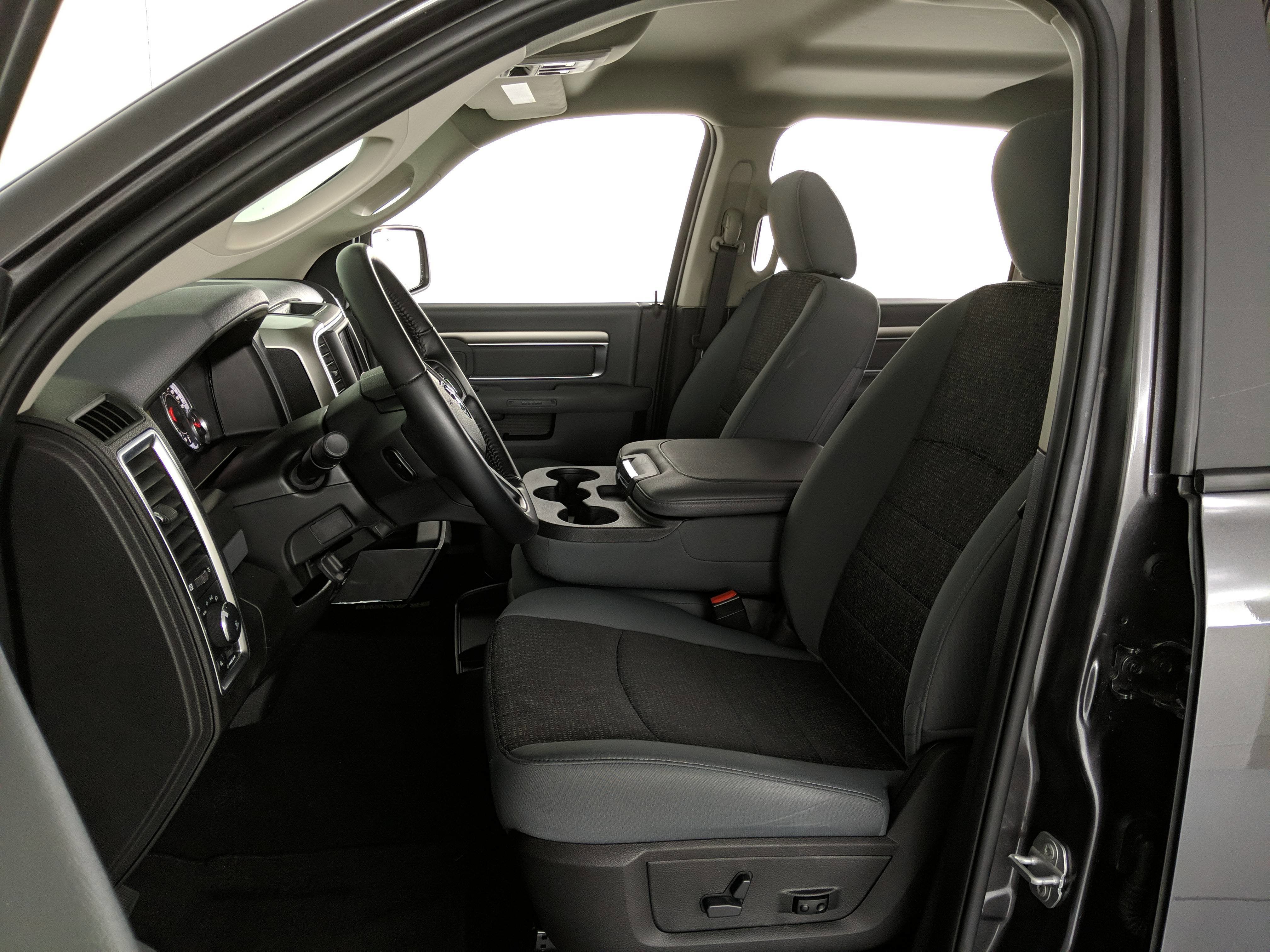 2019 RAM 1500 Classic Big Horn Crew Cab 4x4 5'7' Box