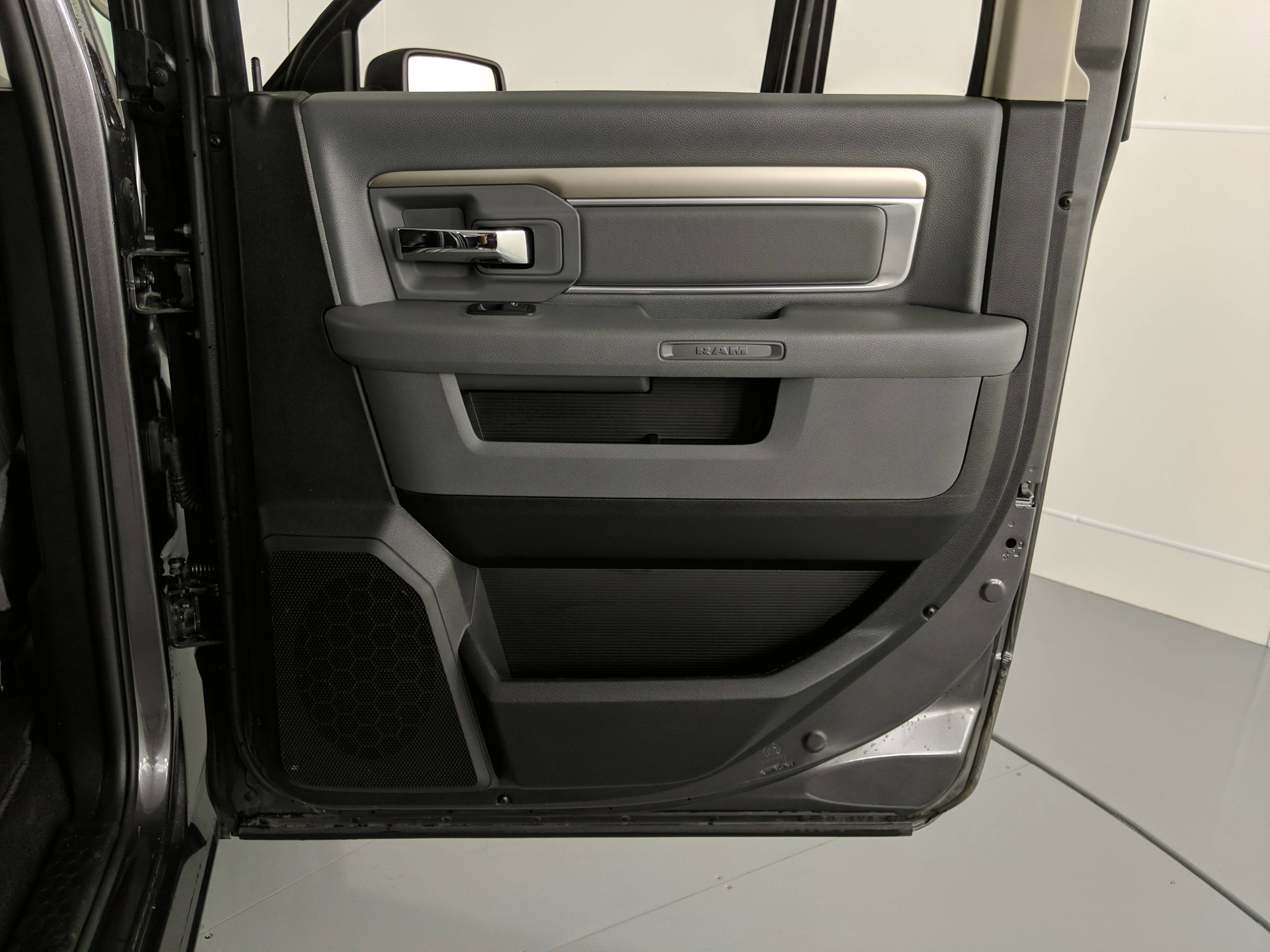 2019 RAM 1500 Classic Big Horn Crew Cab 4x4 5'7' Box