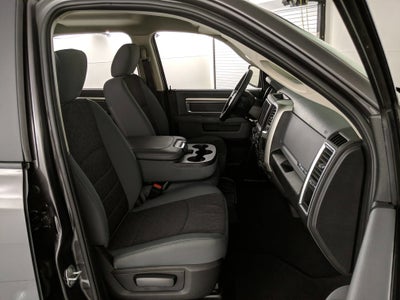 2019 RAM 1500 Classic Big Horn Crew Cab 4x4 5'7' Box