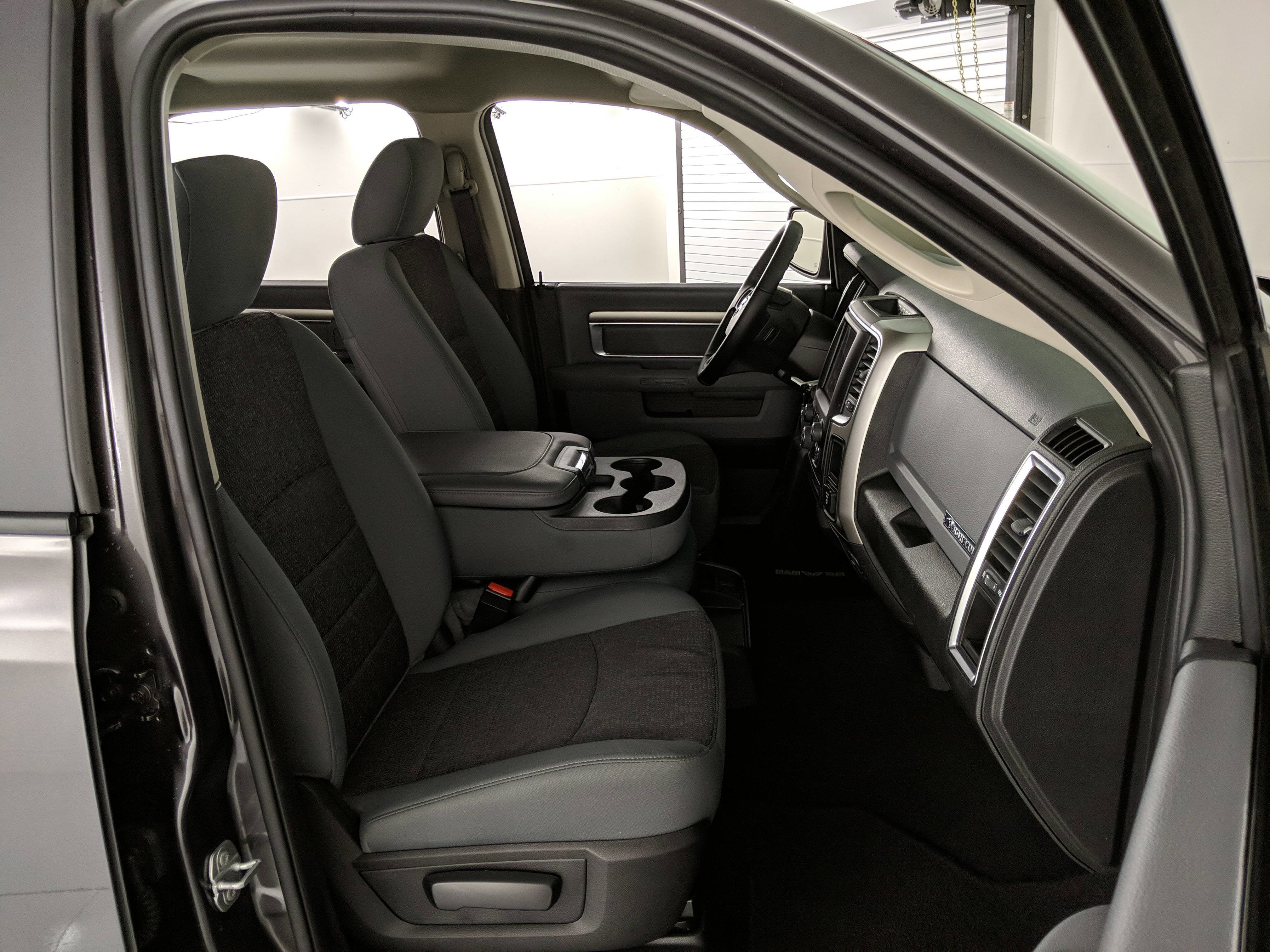 2019 RAM 1500 Classic Big Horn Crew Cab 4x4 5'7' Box