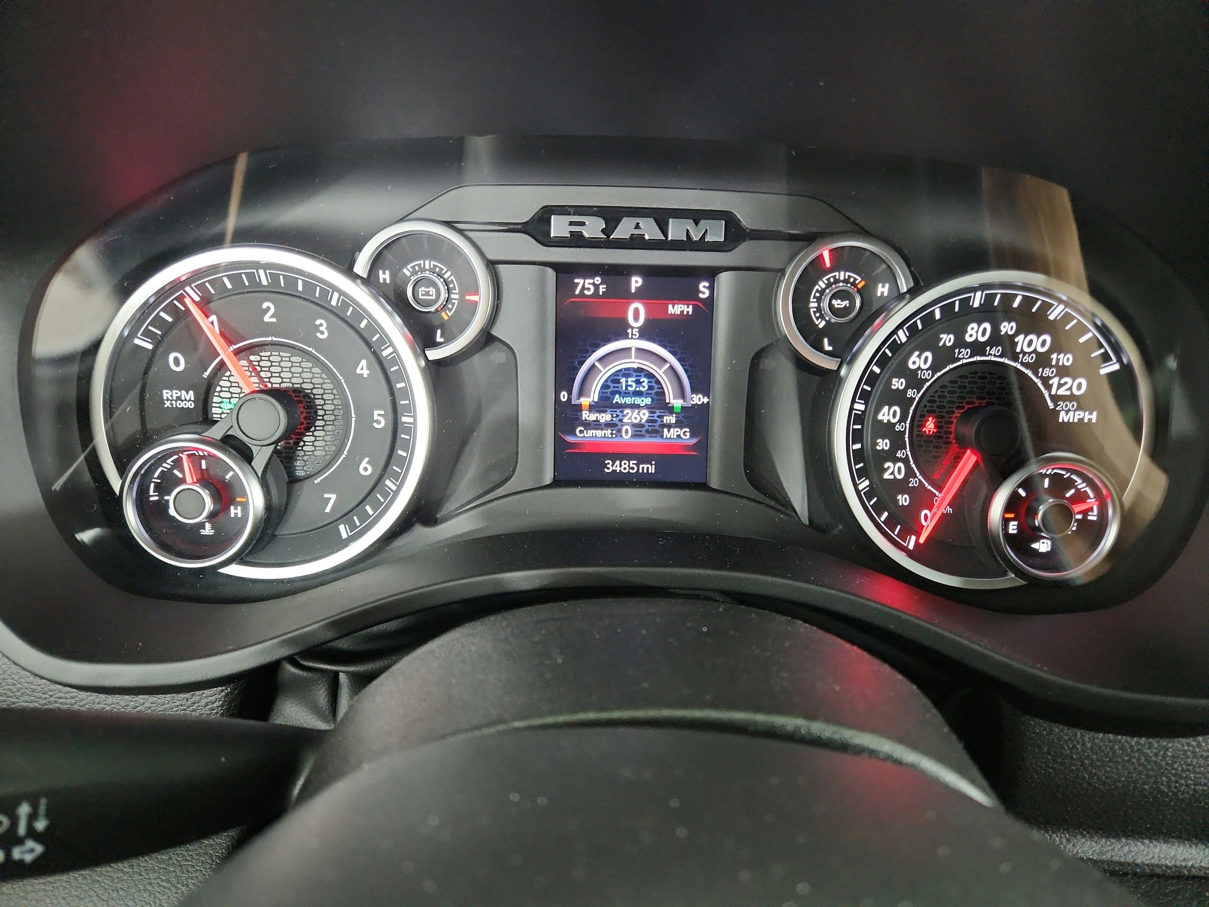 2025 RAM 1500 Tradesman Quad Cab 4x4 6'4' Box