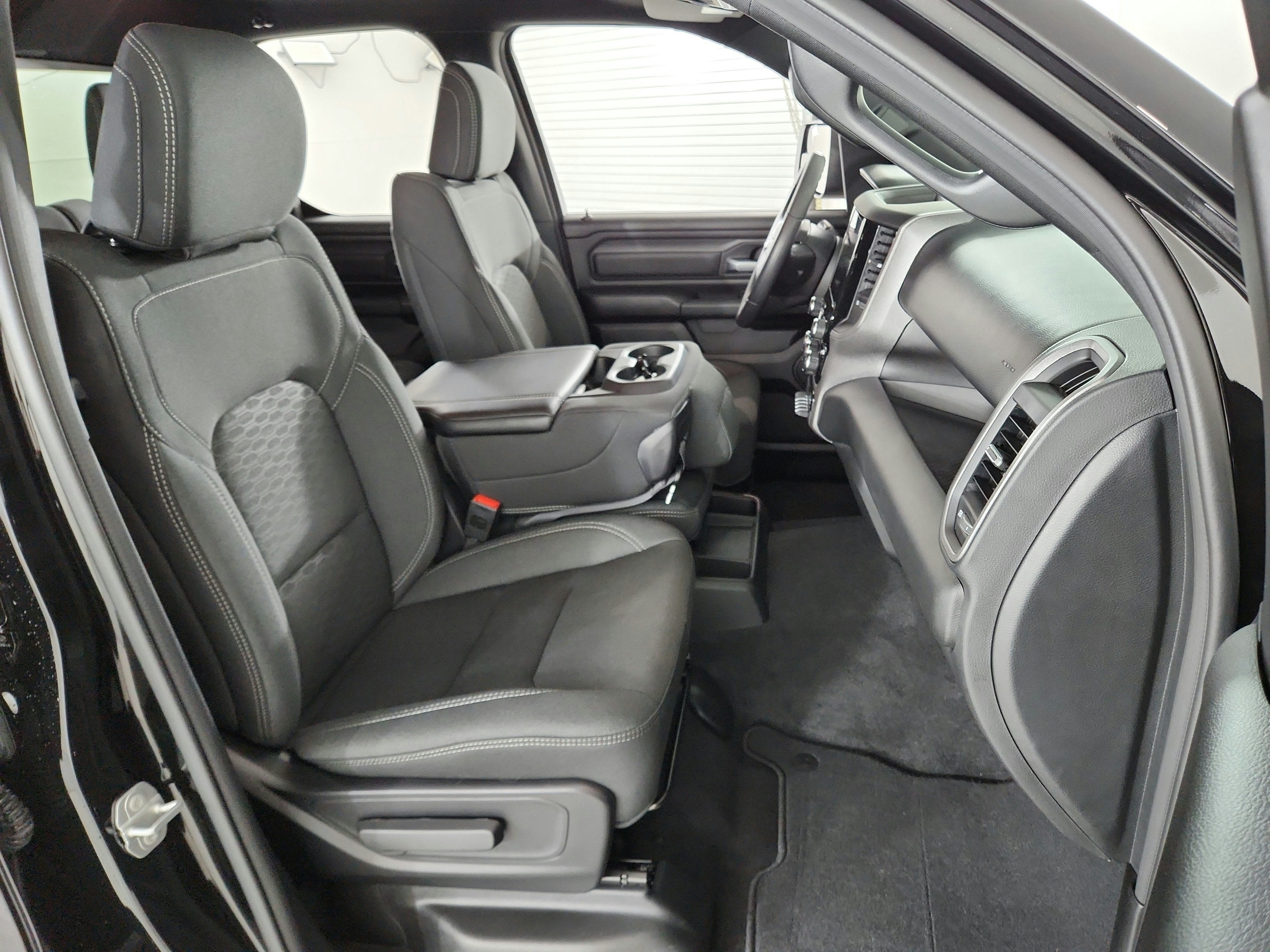 2025 RAM 1500 Tradesman Quad Cab 4x4 6'4' Box
