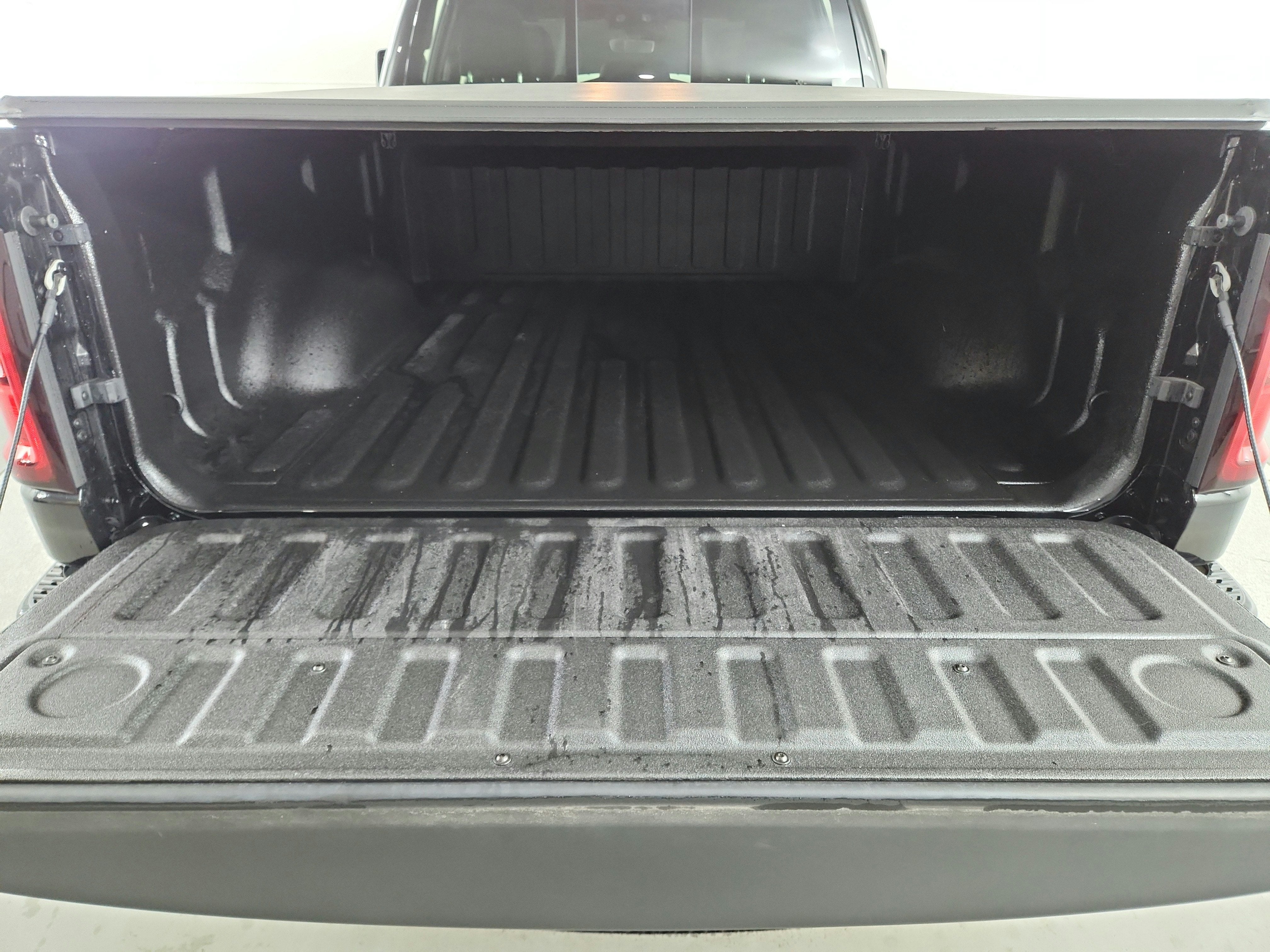2026 RAM 1500 Tradesman Quad Cab 4x4 6'4' Box