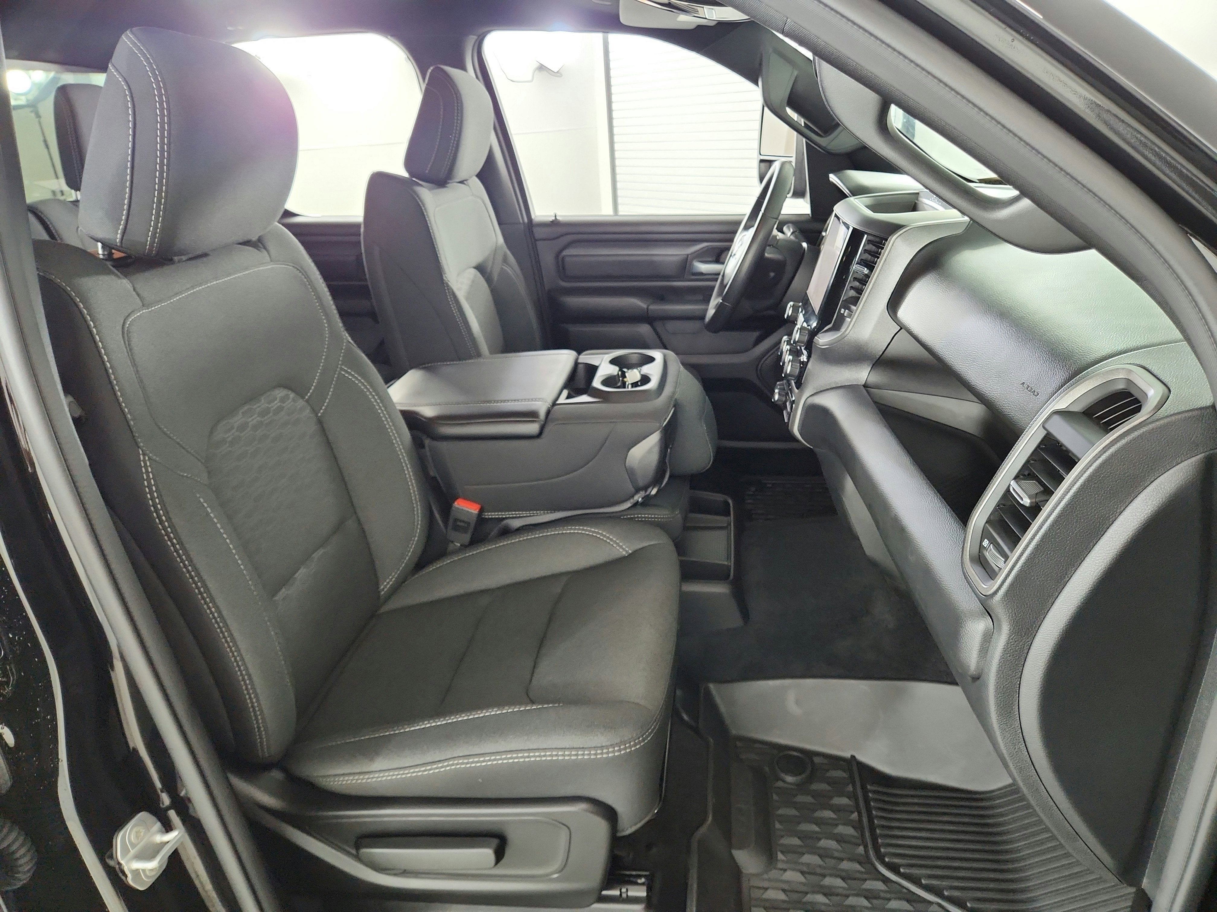 2026 RAM 1500 Tradesman Quad Cab 4x4 6'4' Box