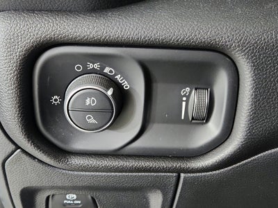 2023 RAM 1500 Big Horn Crew Cab 4x4 5'7' Box