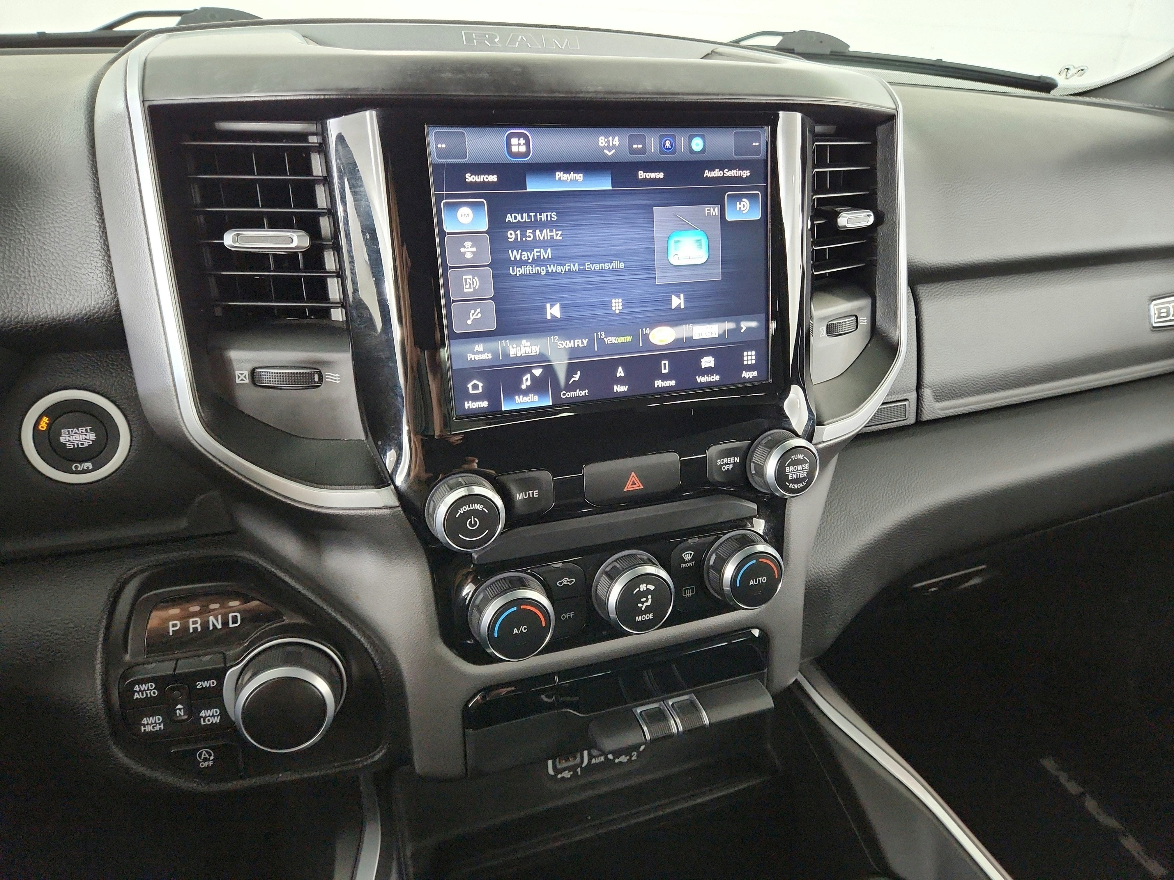 2022 RAM 1500 Big Horn Crew Cab 4x4 5'7' Box