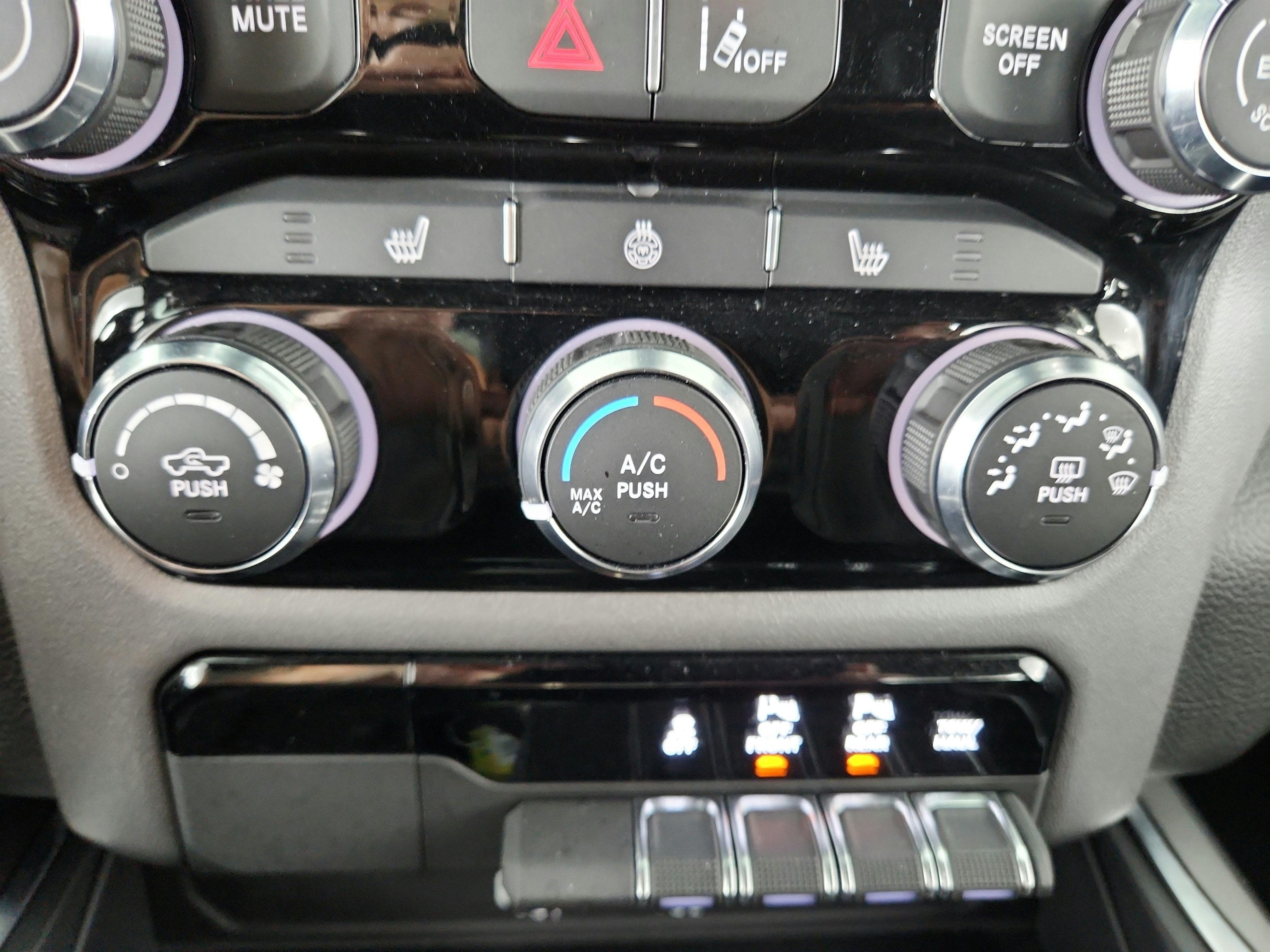 2025 RAM 1500 Big Horn Crew Cab 4x4 5'7' Box