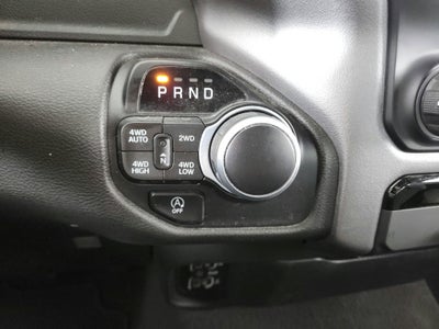 2022 RAM 1500 Big Horn Crew Cab 4x4 5'7' Box