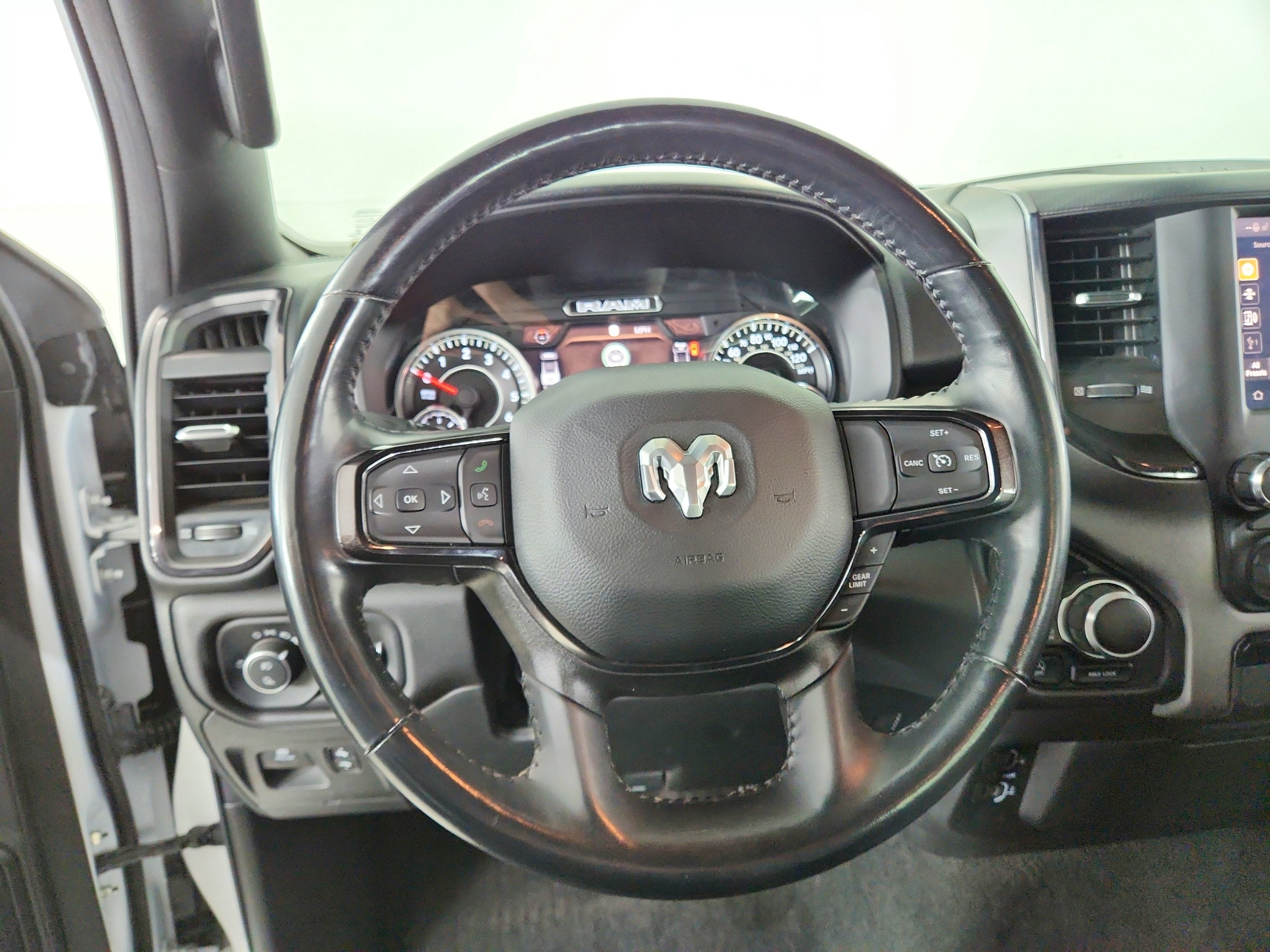 2023 RAM 1500 Big Horn Crew Cab 4x4 5'7' Box