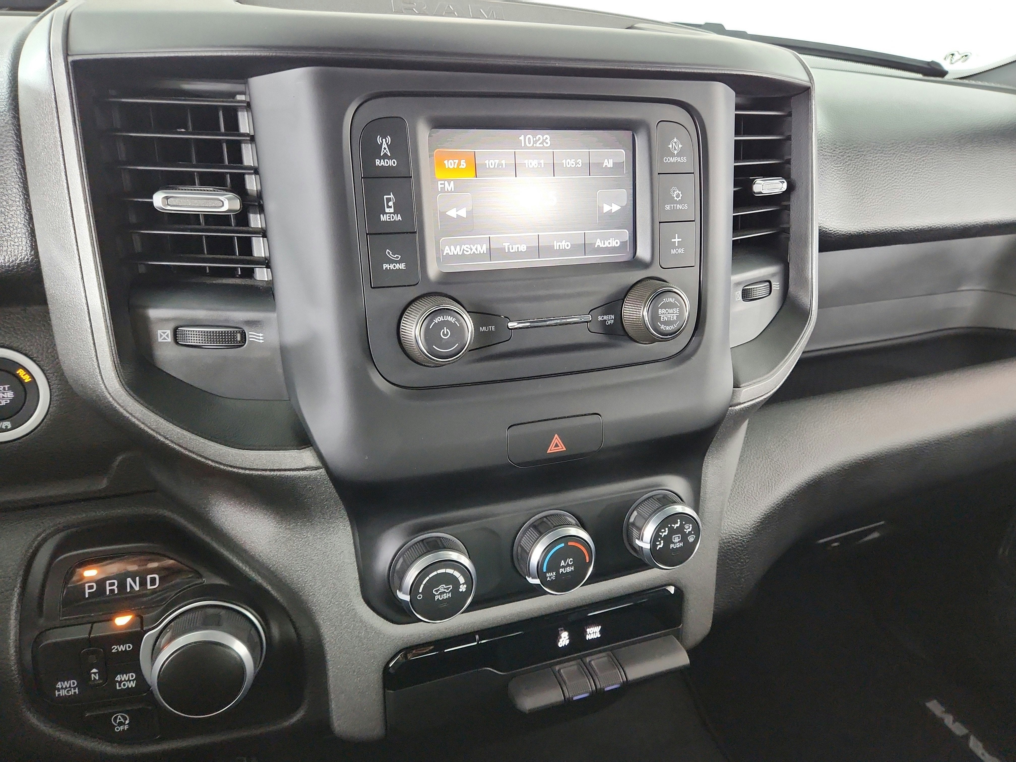 2023 RAM 1500 Tradesman Crew Cab 4x4 5'7' Box