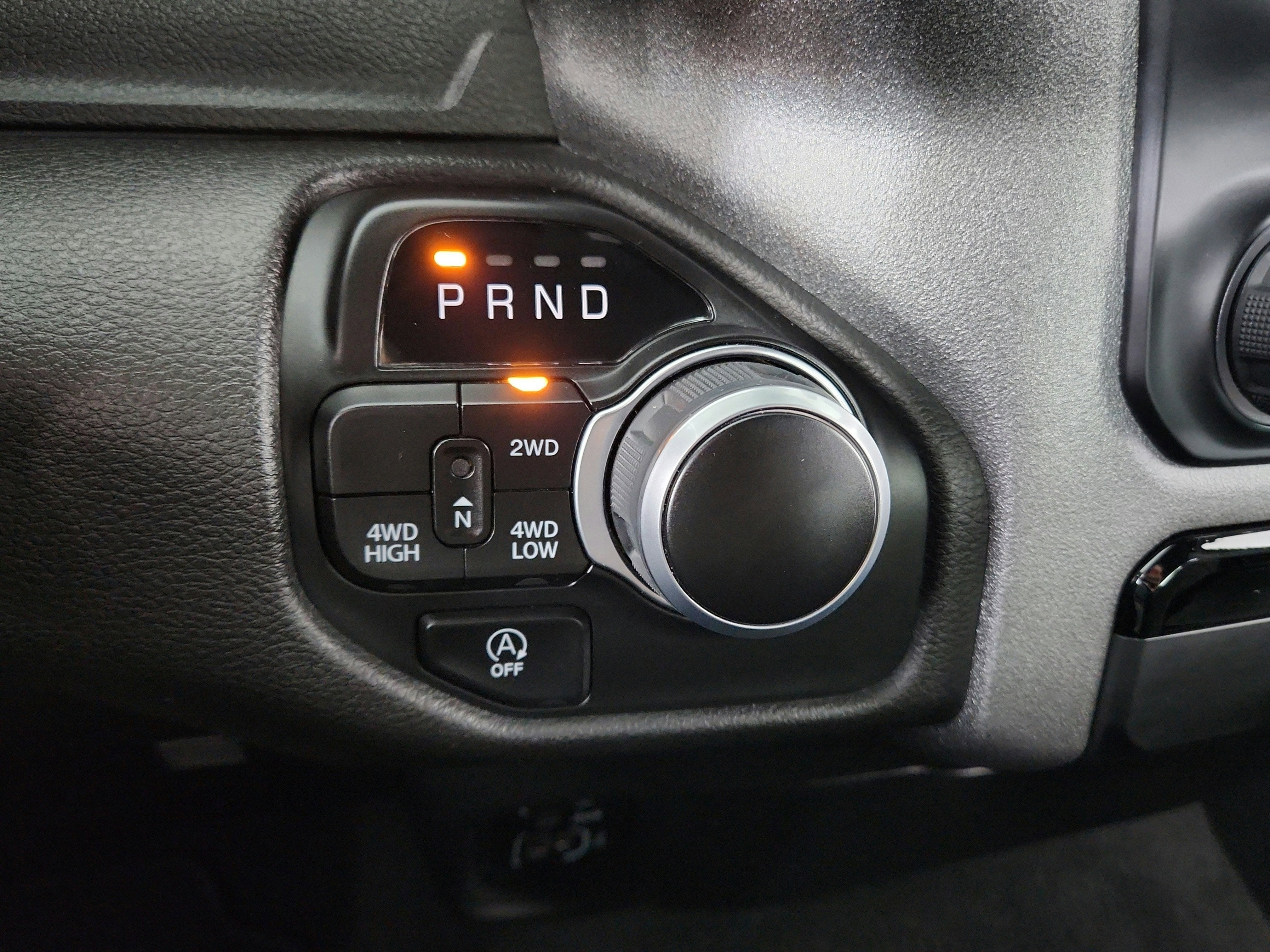 2023 RAM 1500 Tradesman Crew Cab 4x4 5'7' Box