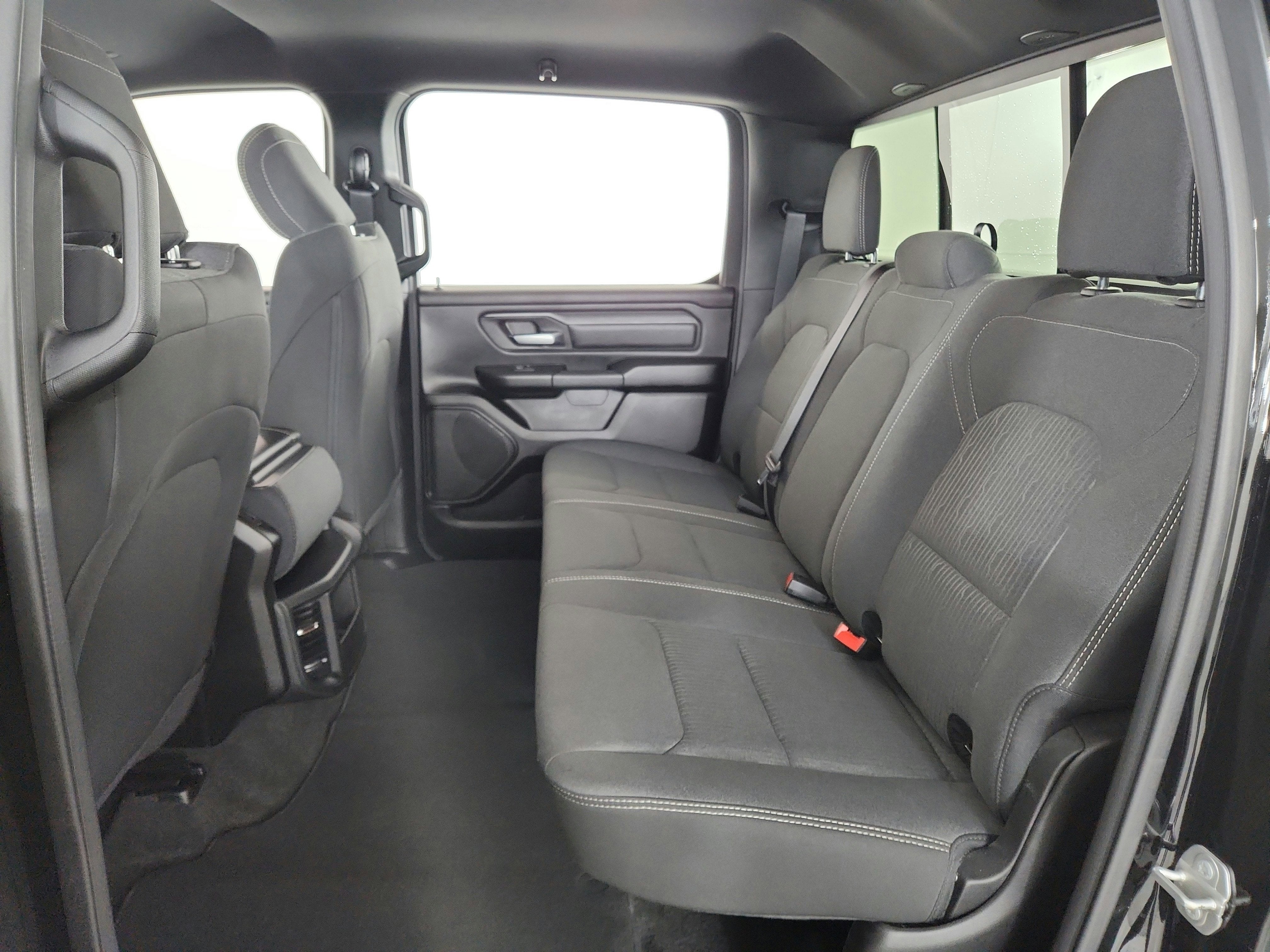 2023 RAM 1500 Tradesman Crew Cab 4x4 5'7' Box