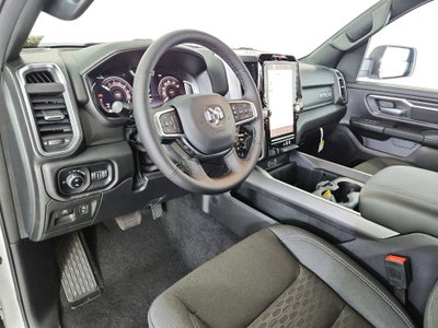2025 RAM 1500 Big Horn Crew Cab 4x4 5'7' Box