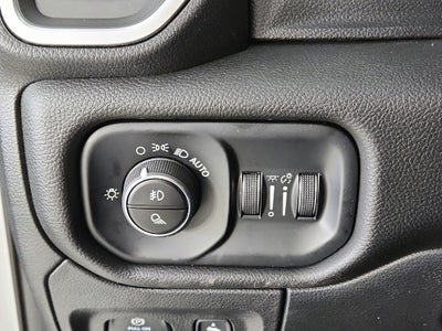 2025 RAM 1500 Big Horn Crew Cab 4x4 5'7' Box