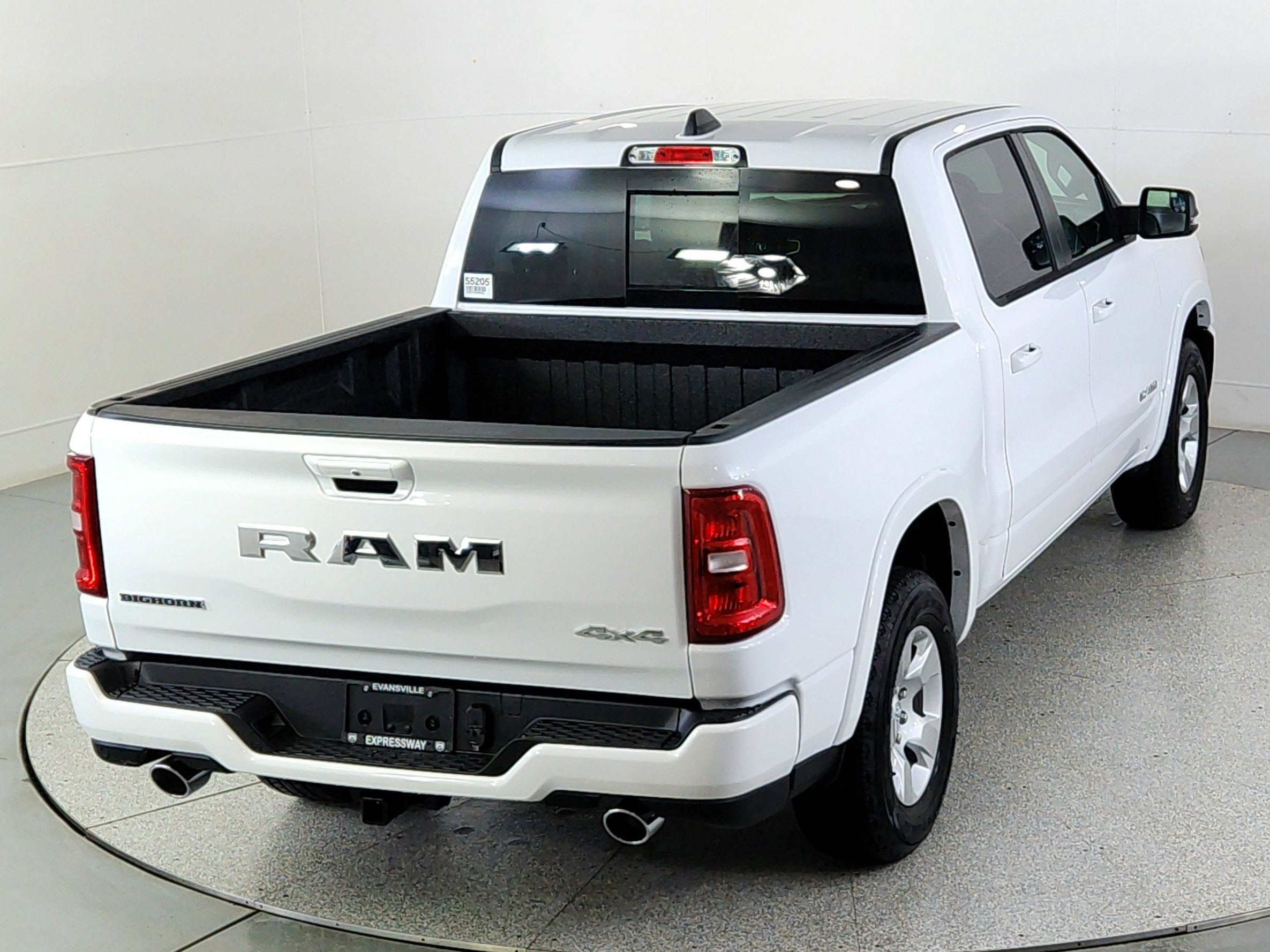 2025 RAM 1500 Big Horn Crew Cab 4x4 5'7' Box