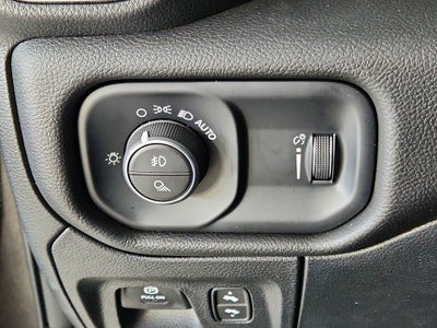 2025 RAM 1500 Big Horn Crew Cab 4x4 5'7' Box