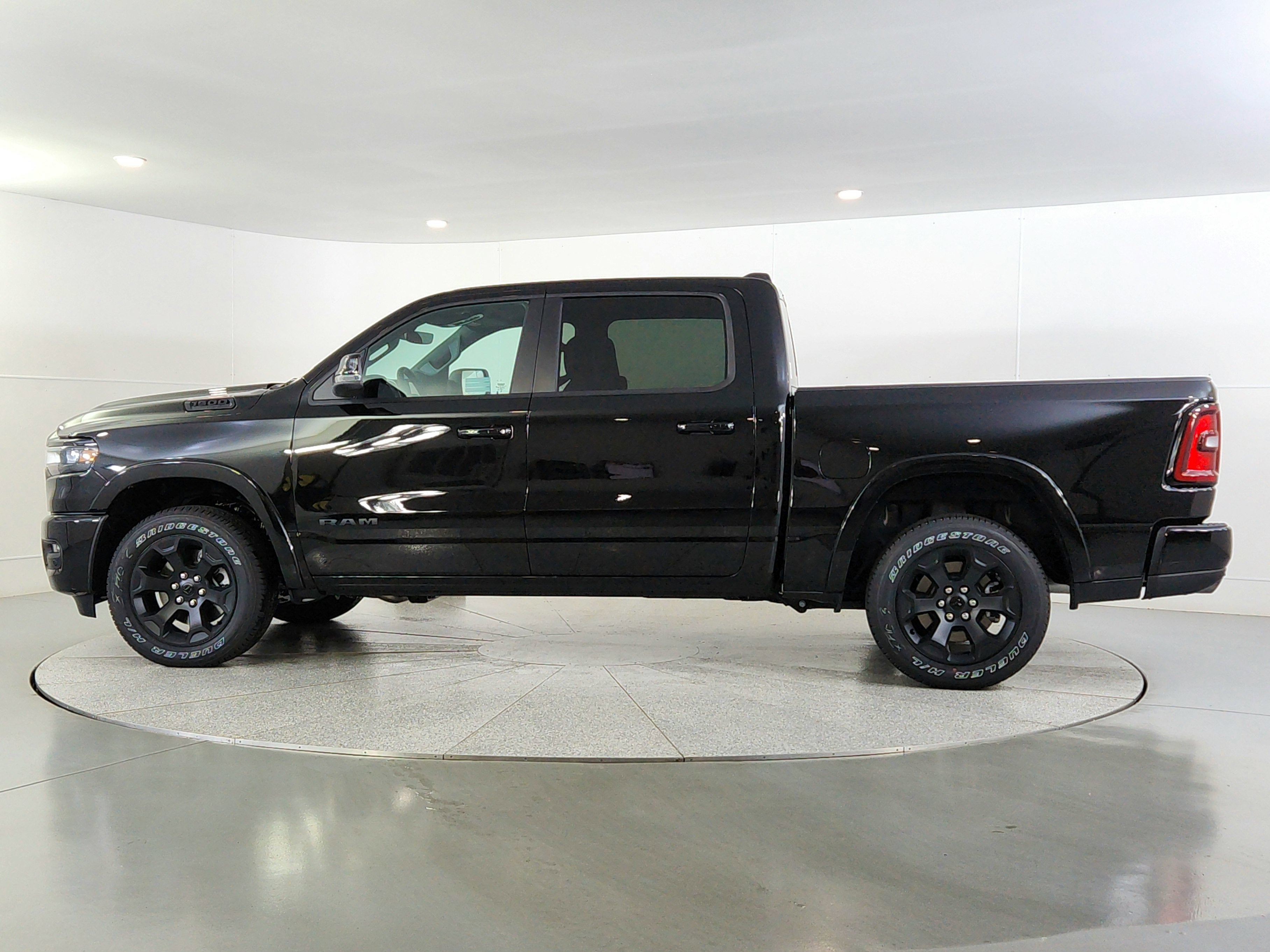 2025 RAM 1500 Big Horn Crew Cab 4x4 5'7' Box