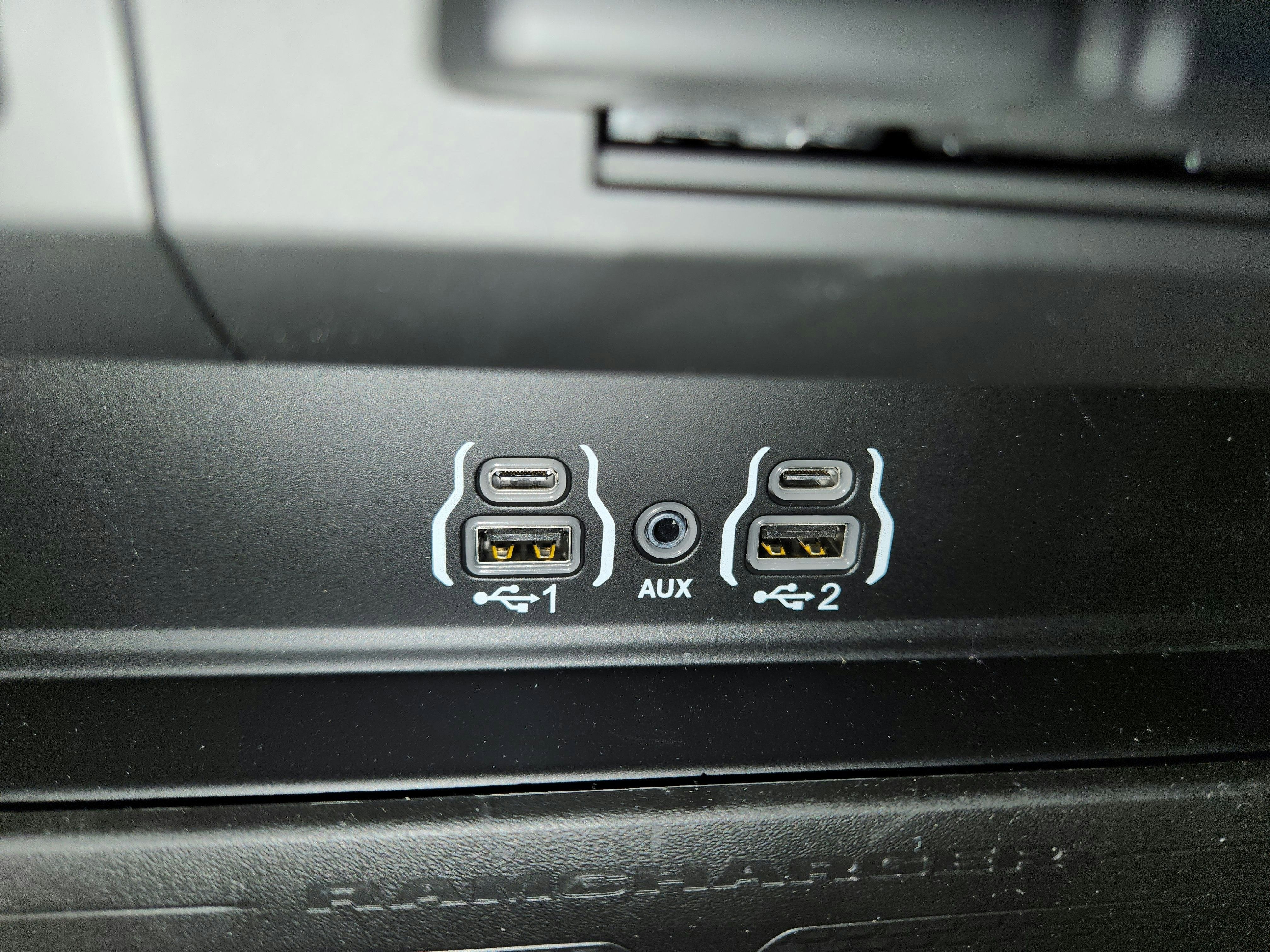 2025 RAM 1500 Big Horn Crew Cab 4x4 5'7' Box