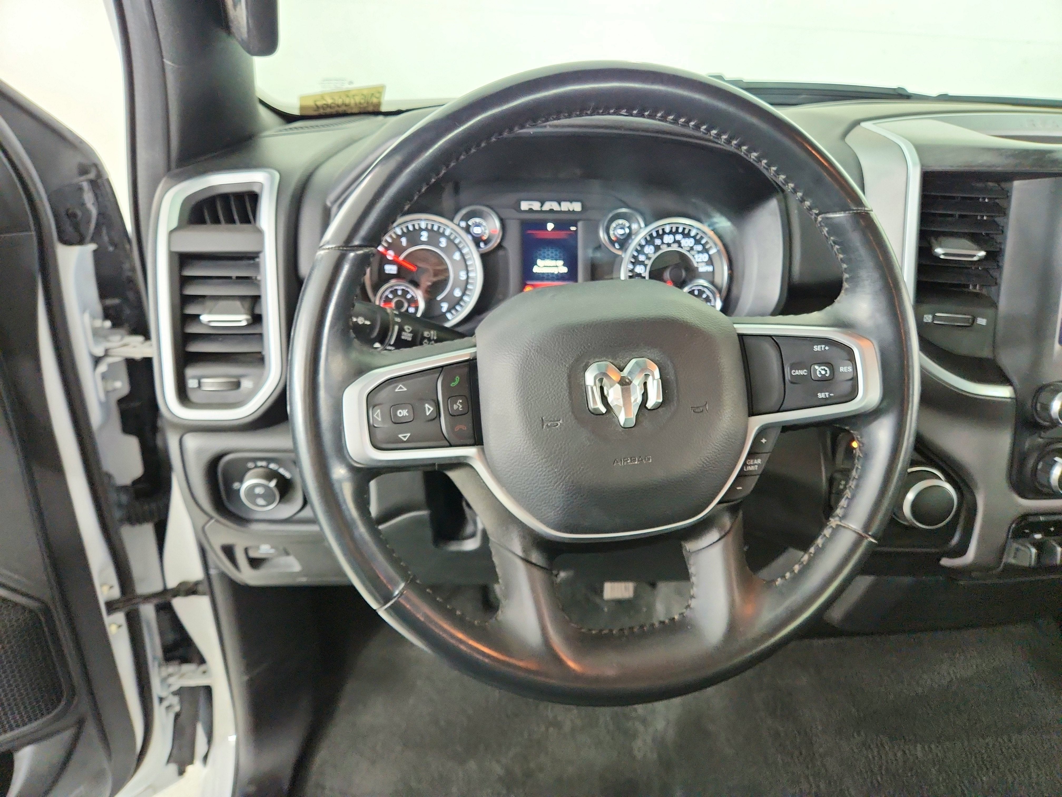 2023 RAM 1500 Lone Star Crew Cab 4x4 5'7' Box