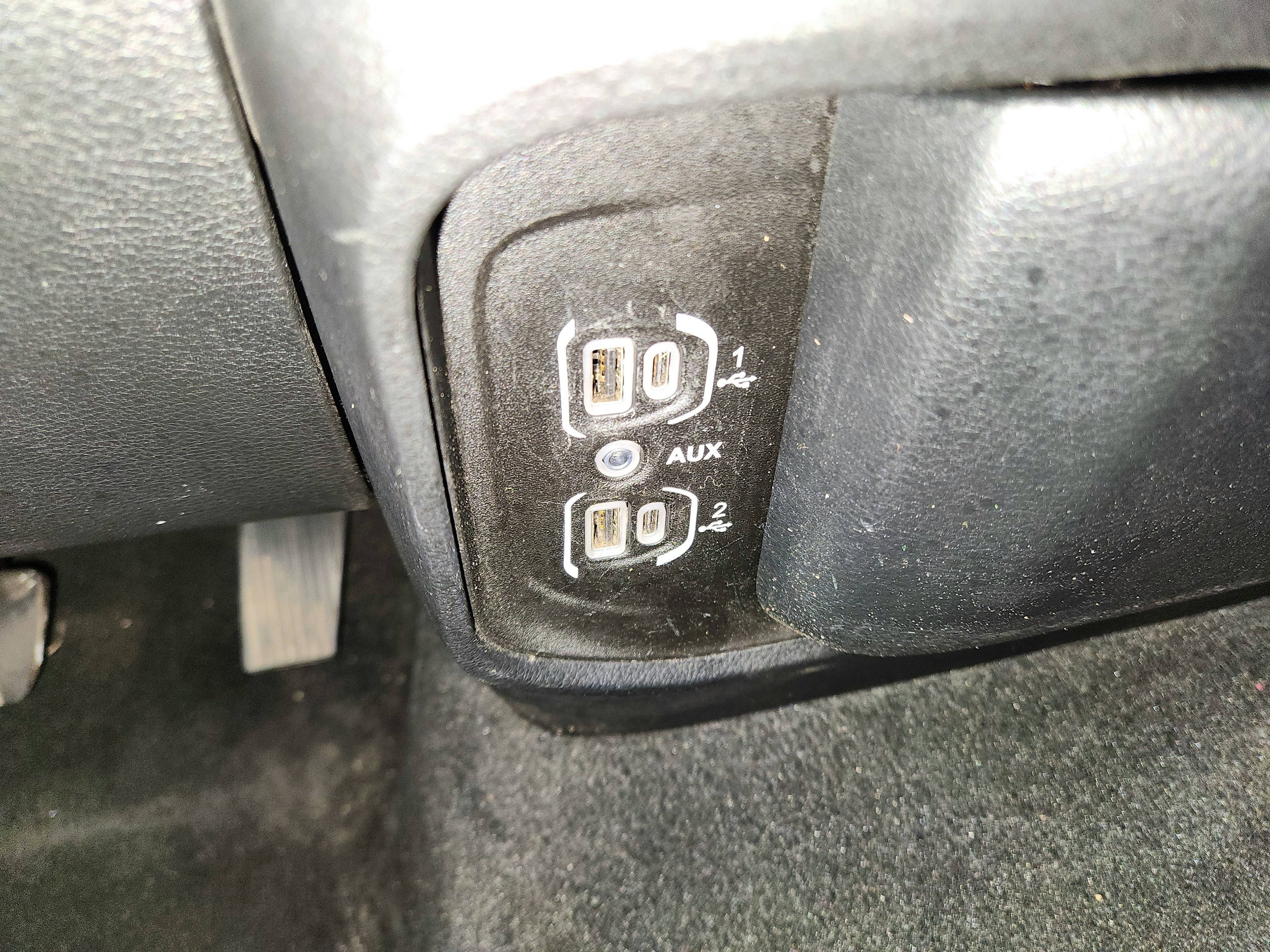 2023 RAM 1500 Lone Star Crew Cab 4x4 5'7' Box