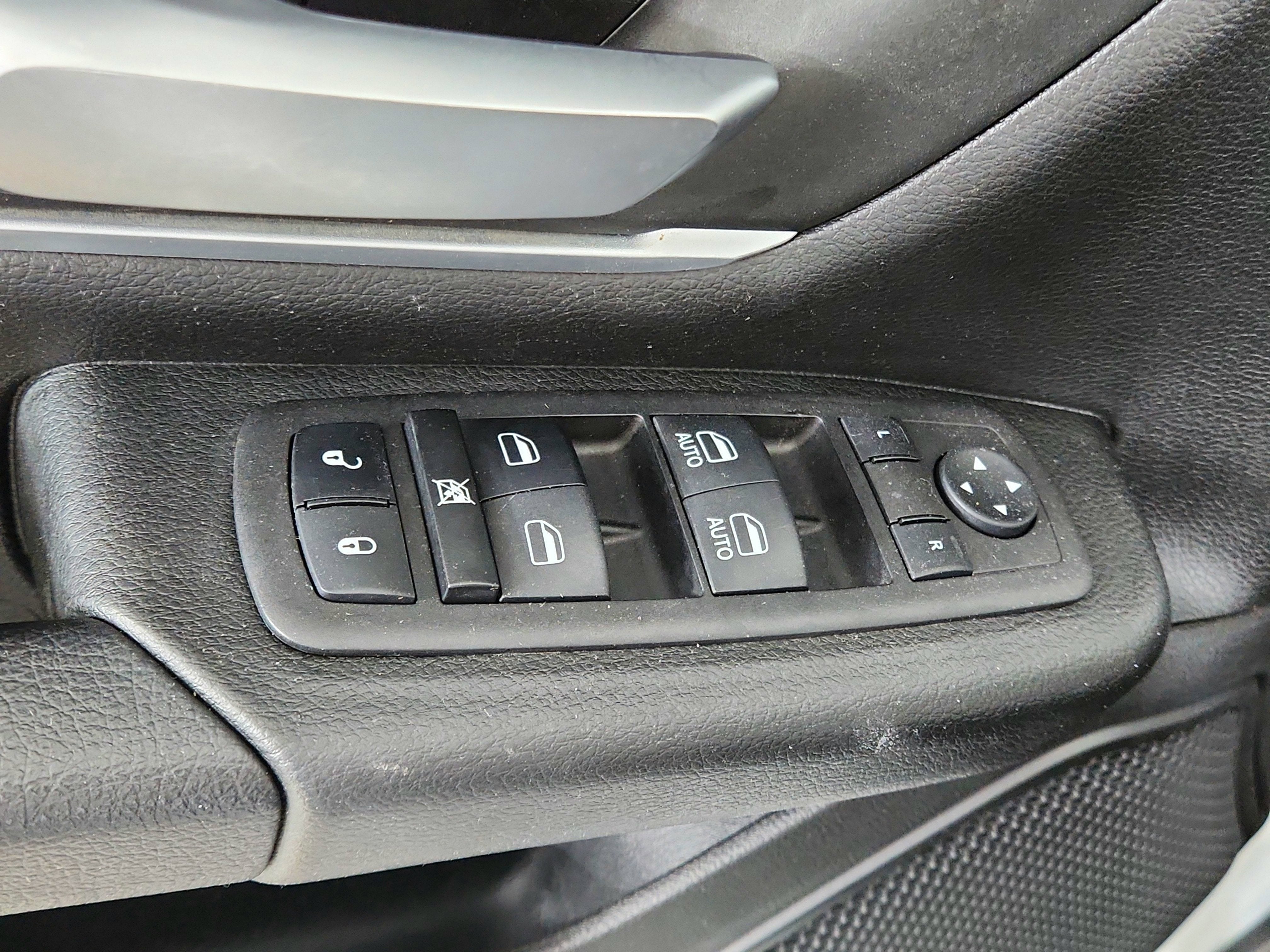 2023 RAM 1500 Lone Star Crew Cab 4x4 5'7' Box