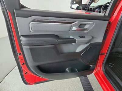 2020 RAM 1500 Big Horn Crew Cab 4x4 5'7' Box