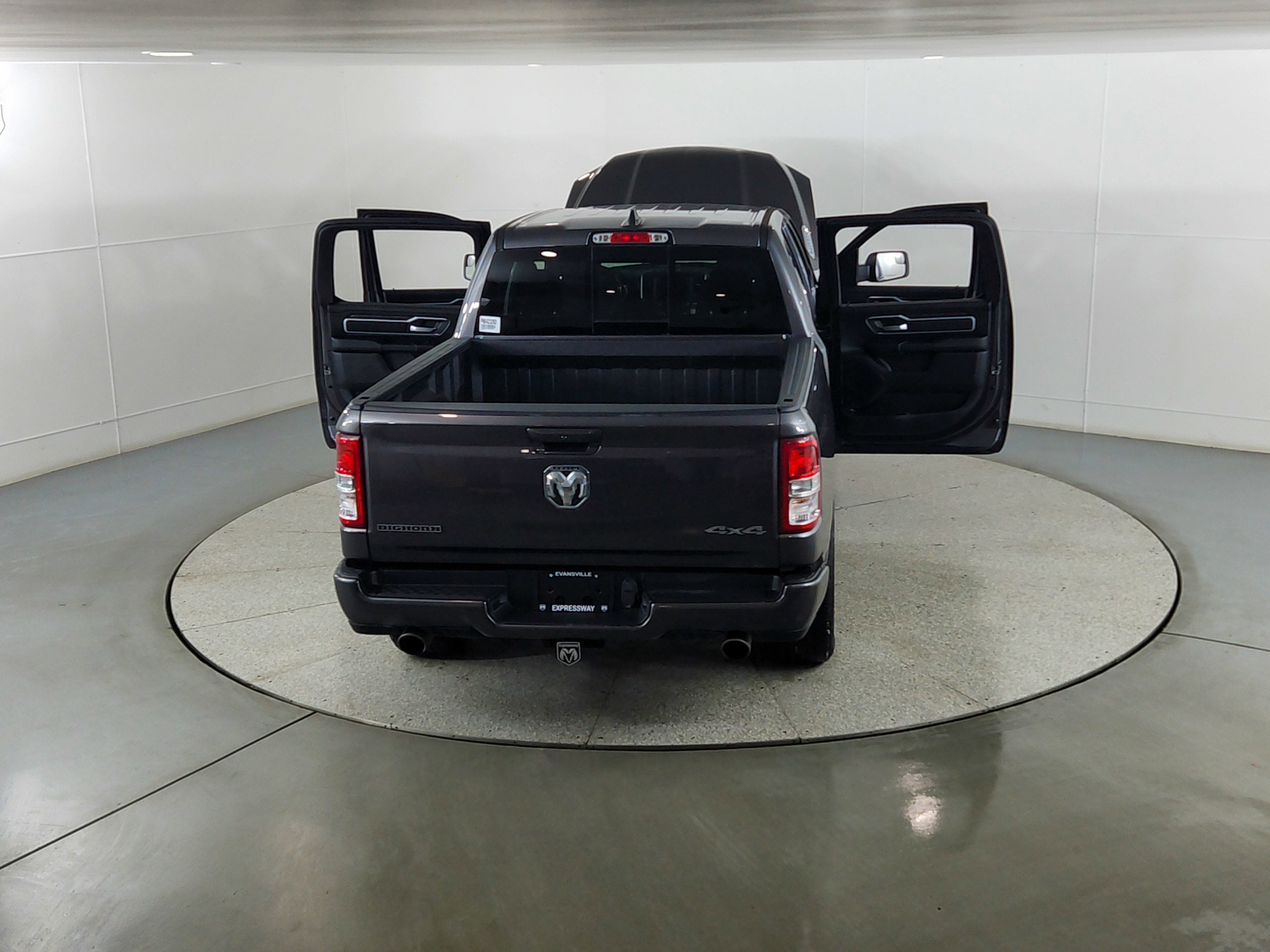 2023 RAM 1500 Big Horn Crew Cab 4x4 5'7' Box