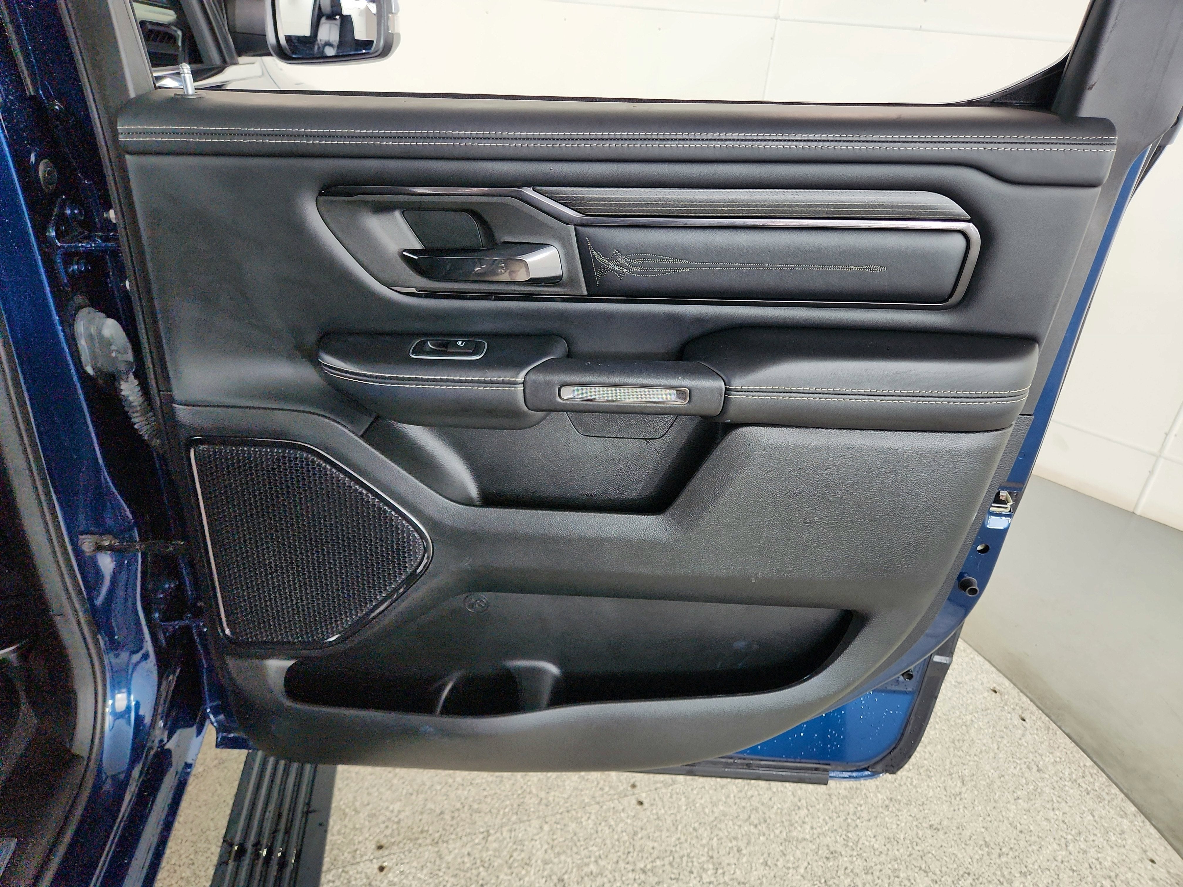 2023 RAM 1500 Limited Crew Cab 4x4 5'7' Box