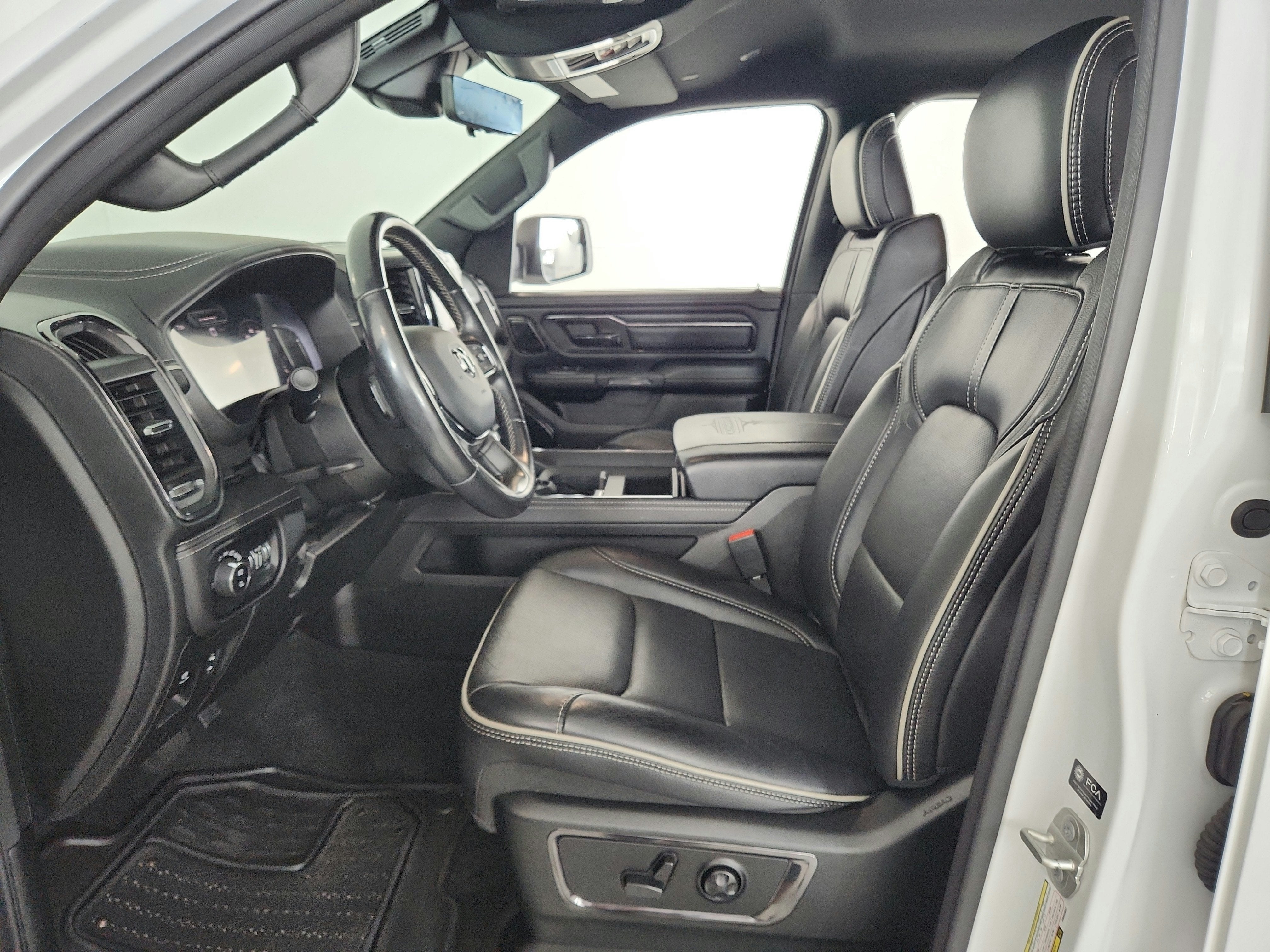 2023 RAM 1500 Limited Crew Cab 4x4 5'7' Box