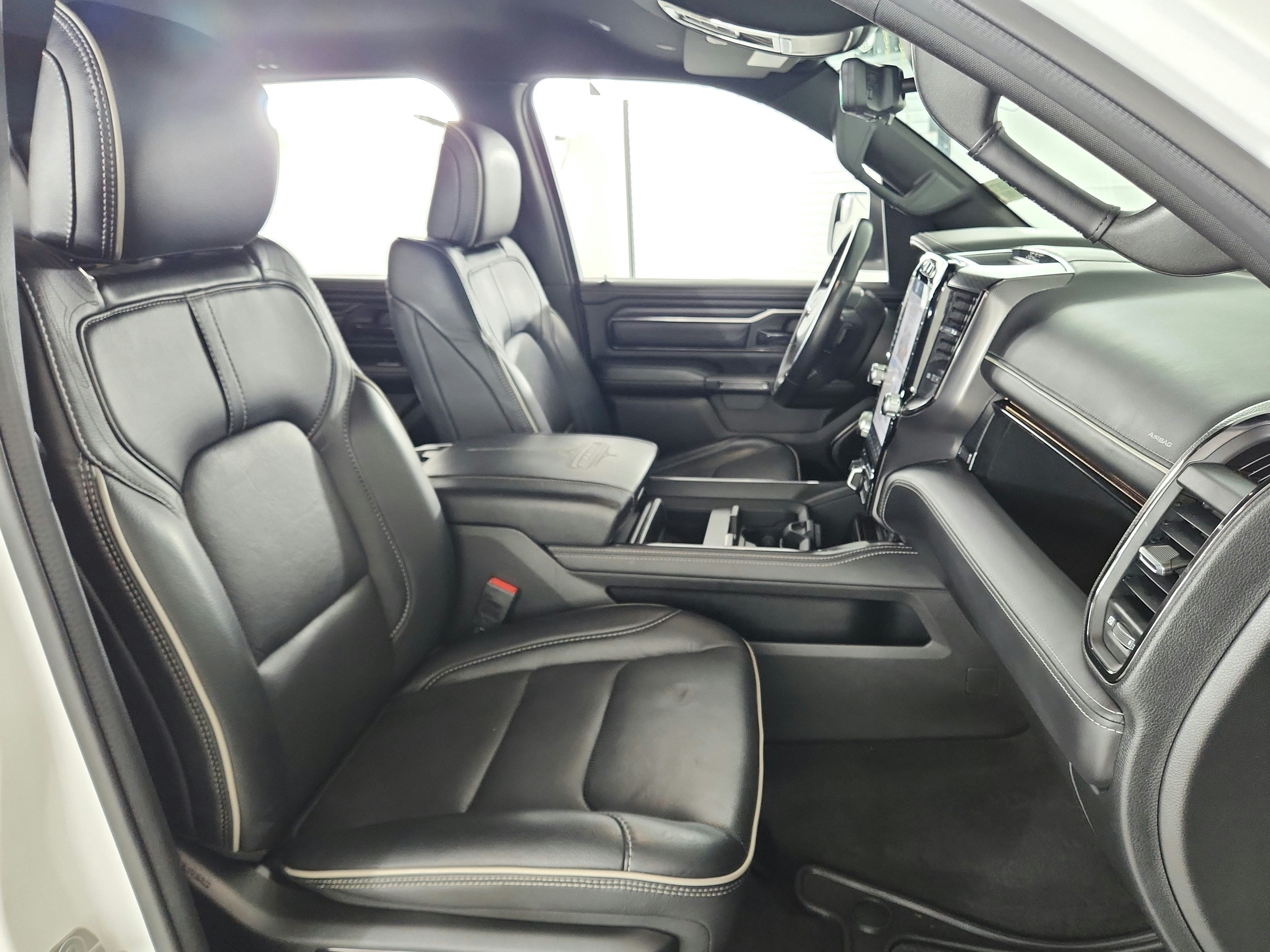 2023 RAM 1500 Limited Crew Cab 4x4 5'7' Box