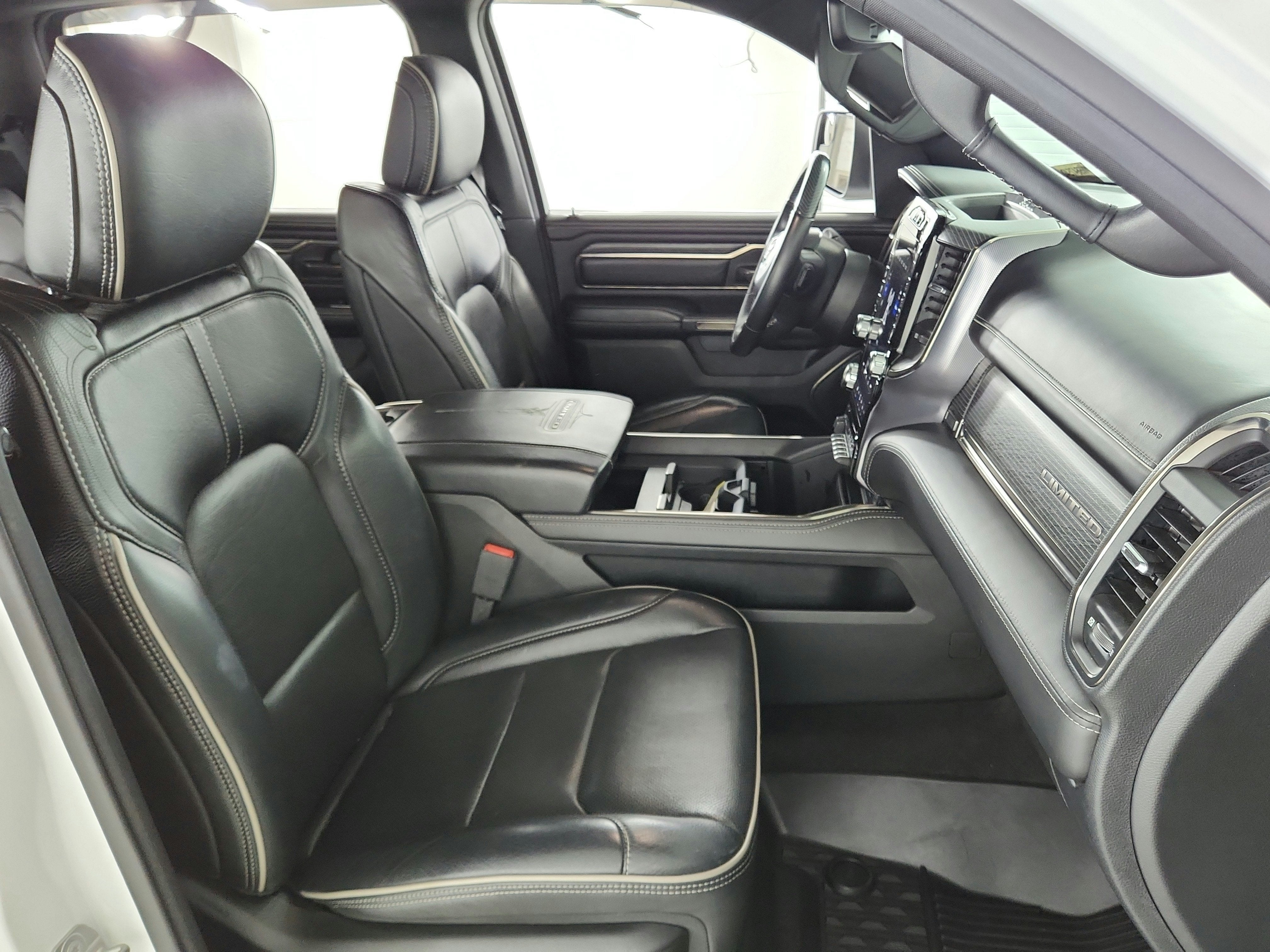 2021 RAM 1500 Limited Crew Cab 4x4 5'7' Box