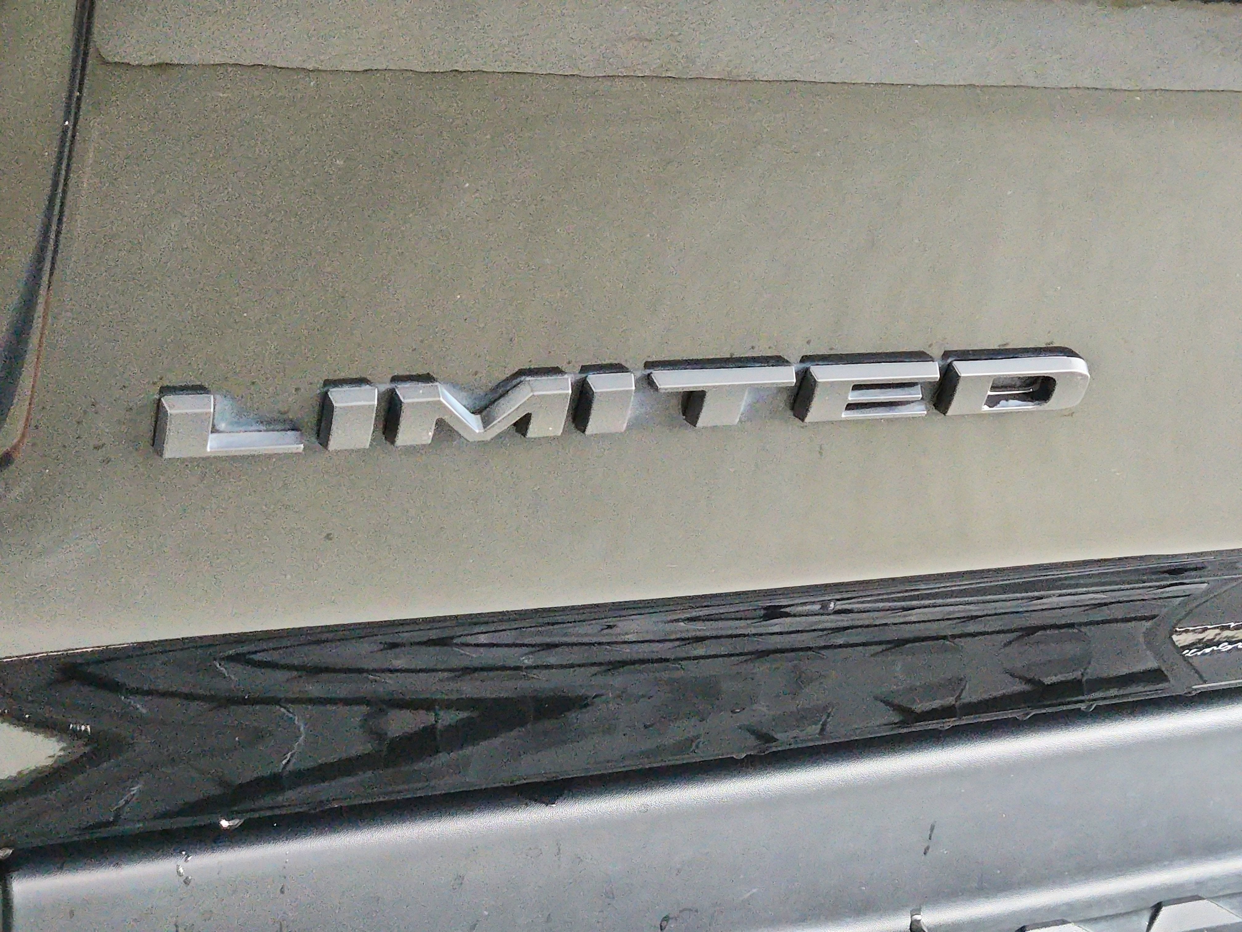 2024 RAM 1500 Limited Crew Cab 4x4 5'7' Box