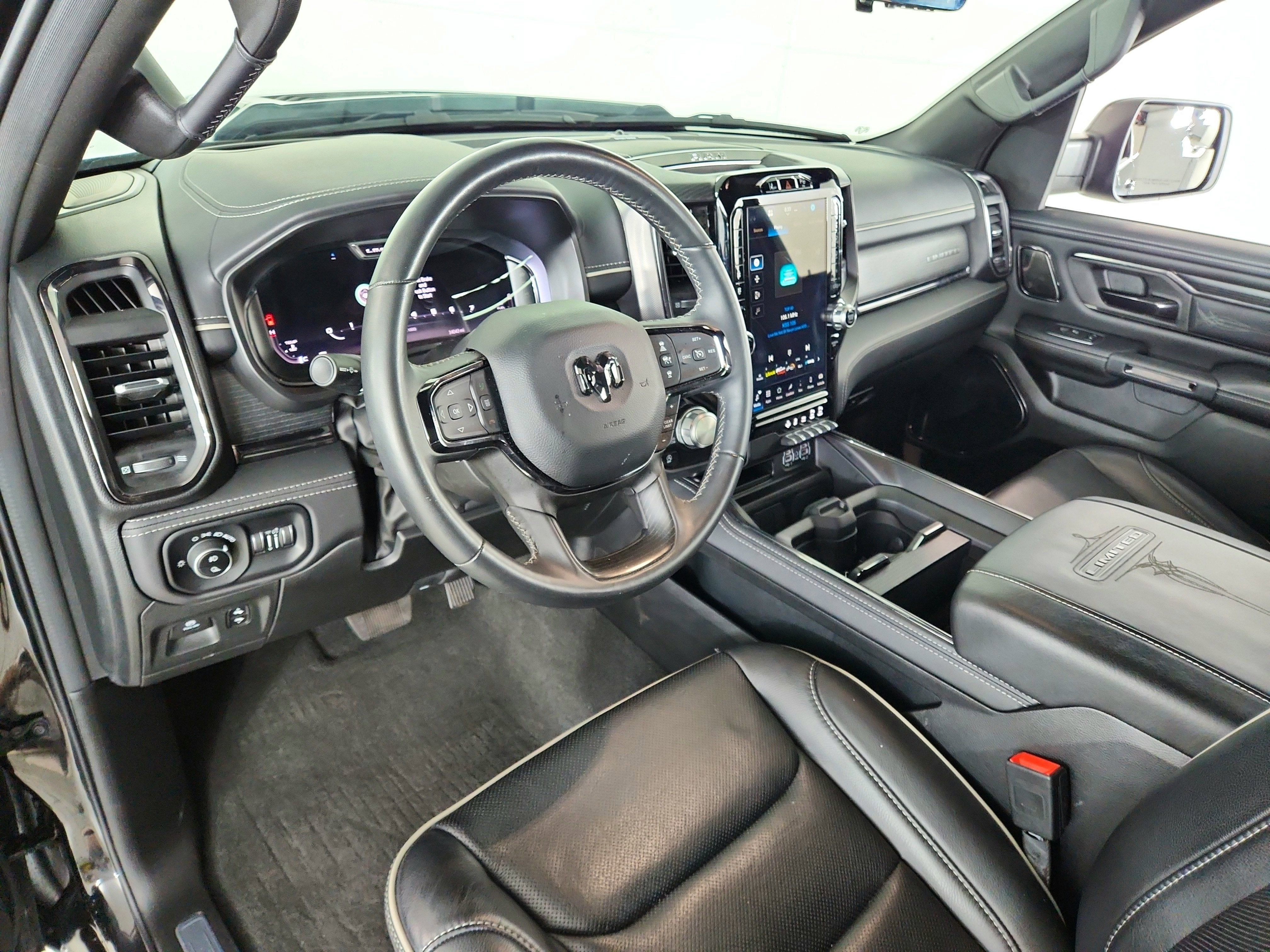 2024 RAM 1500 Limited Crew Cab 4x4 5'7' Box