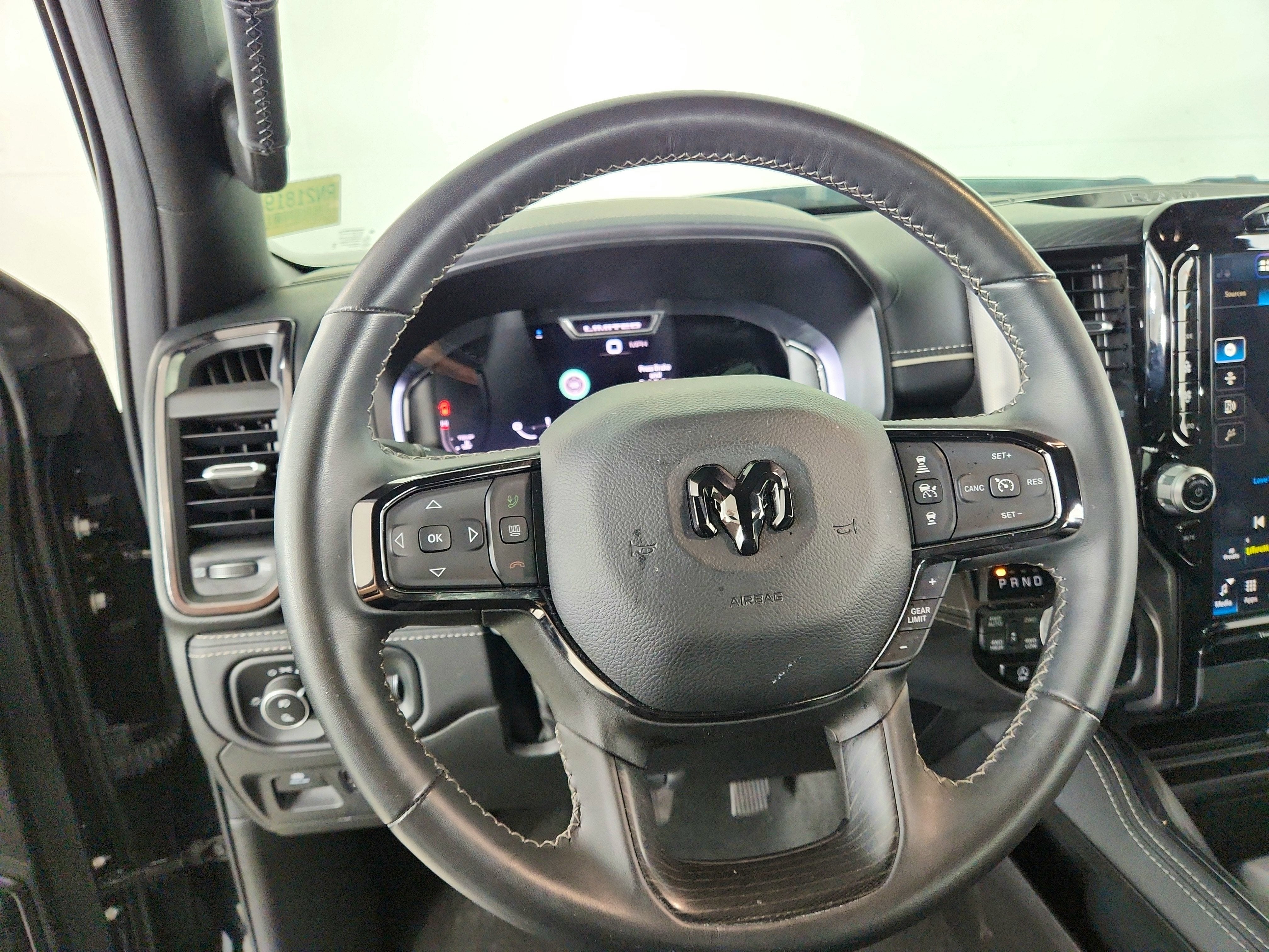 2024 RAM 1500 Limited Crew Cab 4x4 5'7' Box