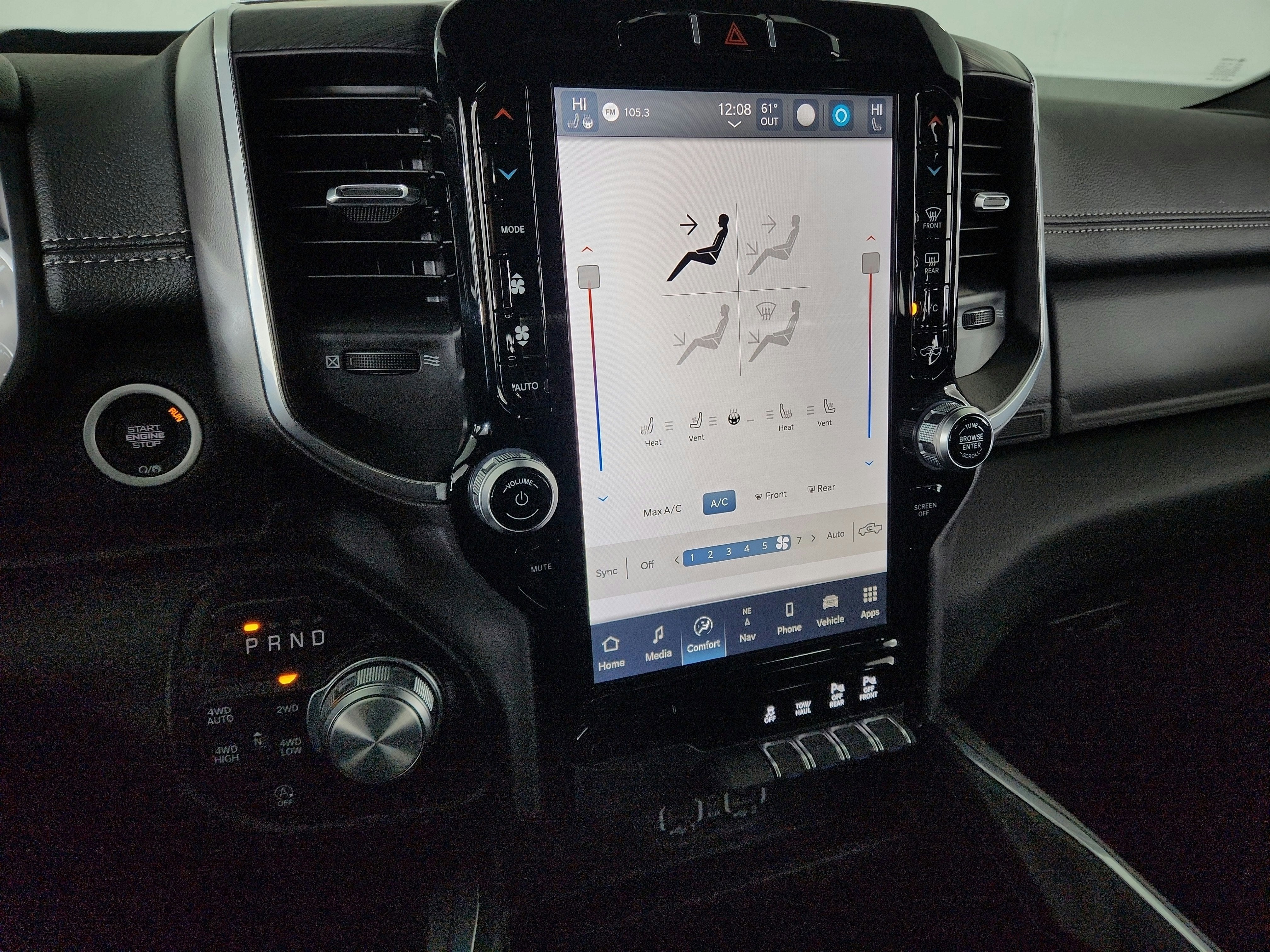 2023 RAM 1500 Laramie Crew Cab 4x4 5'7' Box