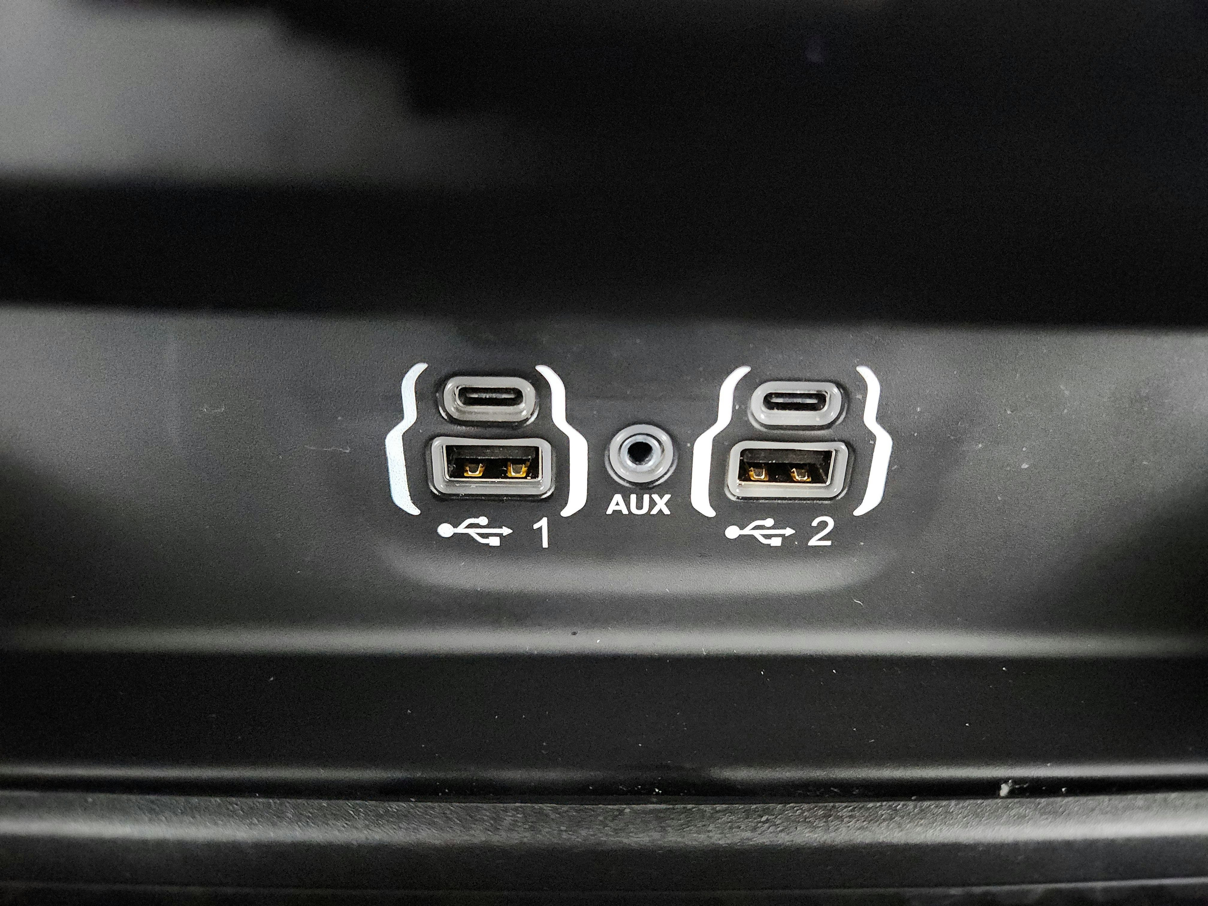 2023 RAM 1500 Laramie Crew Cab 4x4 5'7' Box