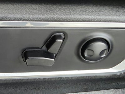 2023 RAM 1500 Laramie Crew Cab 4x4 5'7' Box