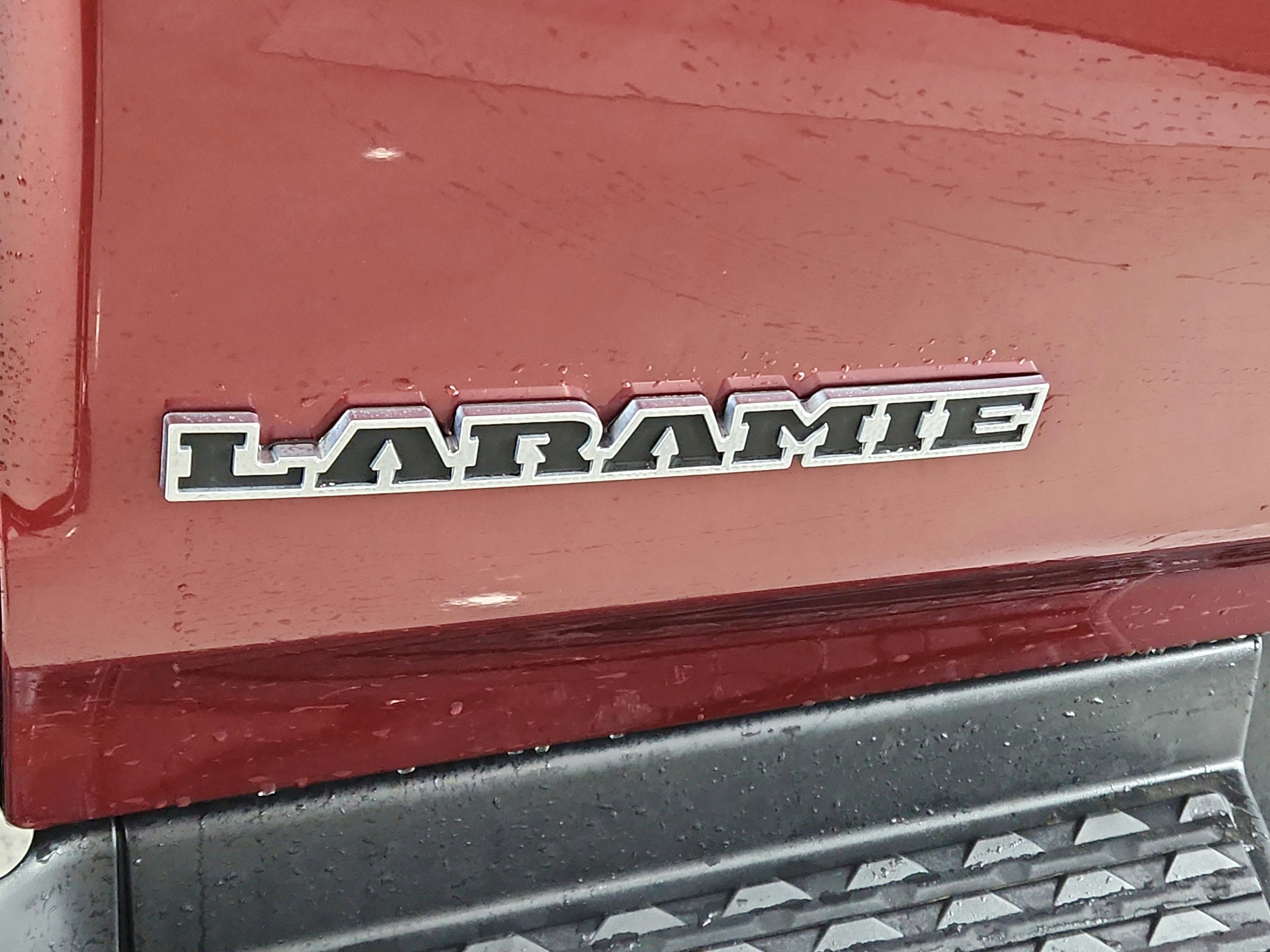 2023 RAM 1500 Laramie Crew Cab 4x4 5'7' Box
